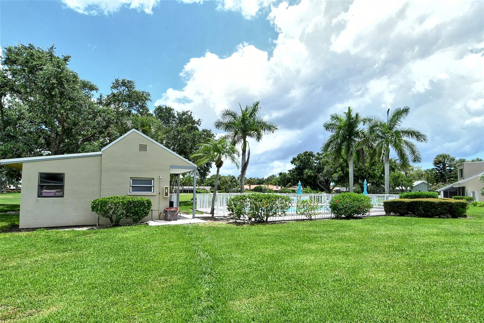 2517 GLEBE FARM CLOSE #H-2 — photo 38