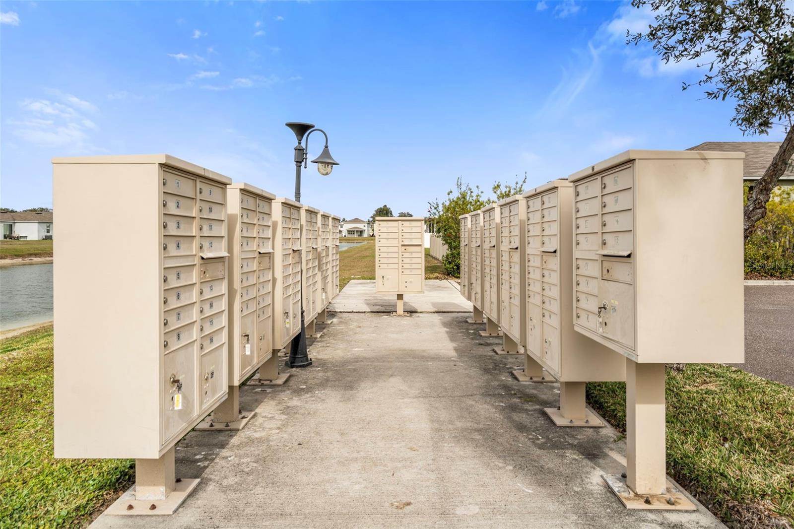 7710 SUNSHINE BRIDGE AVE — photo 44