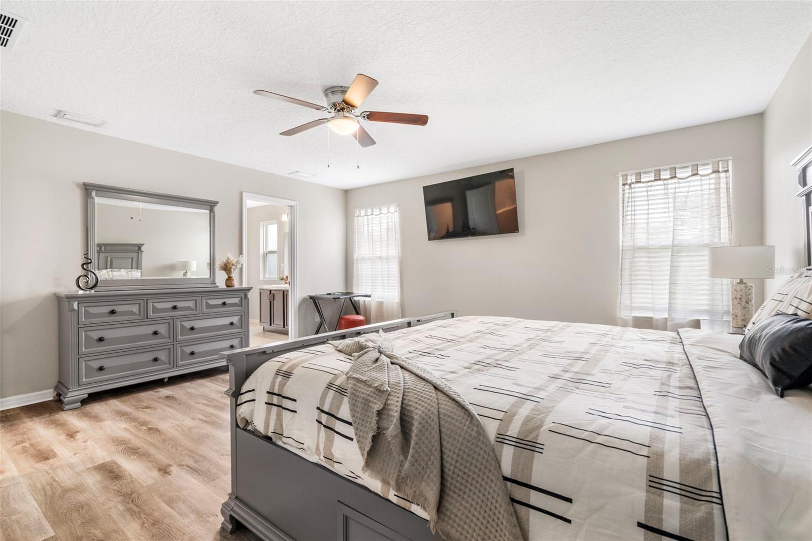 7710 SUNSHINE BRIDGE AVE — photo 32