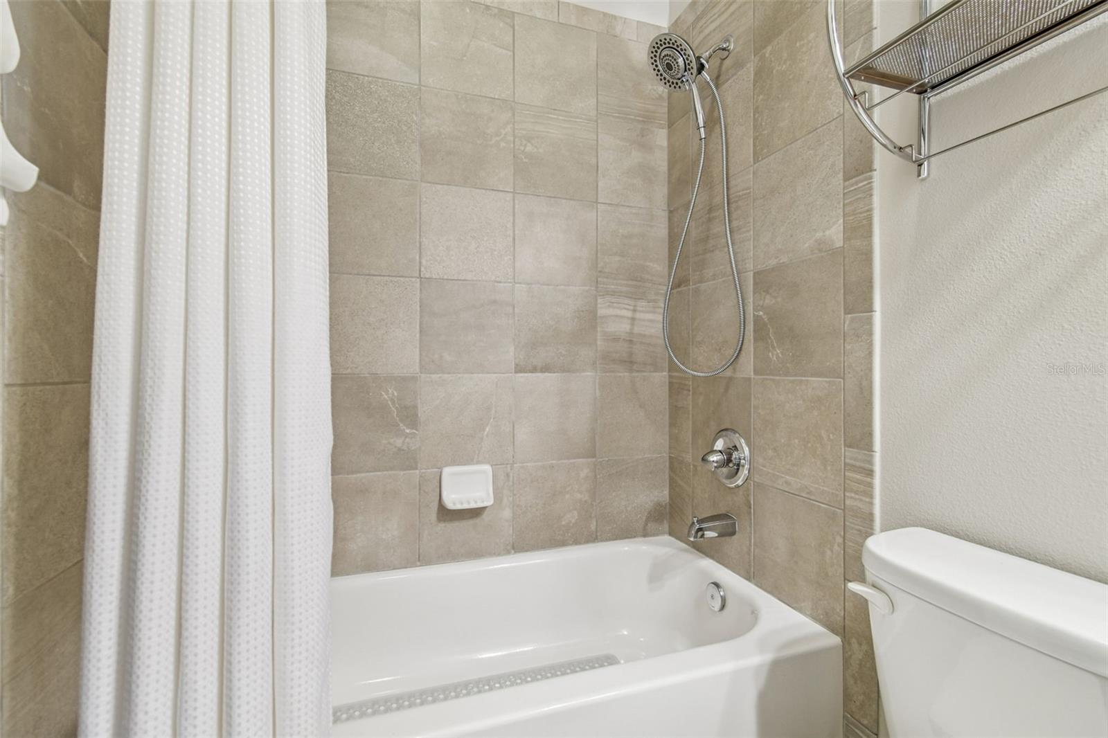 6036 PLOVER MEADOW ST — photo 27