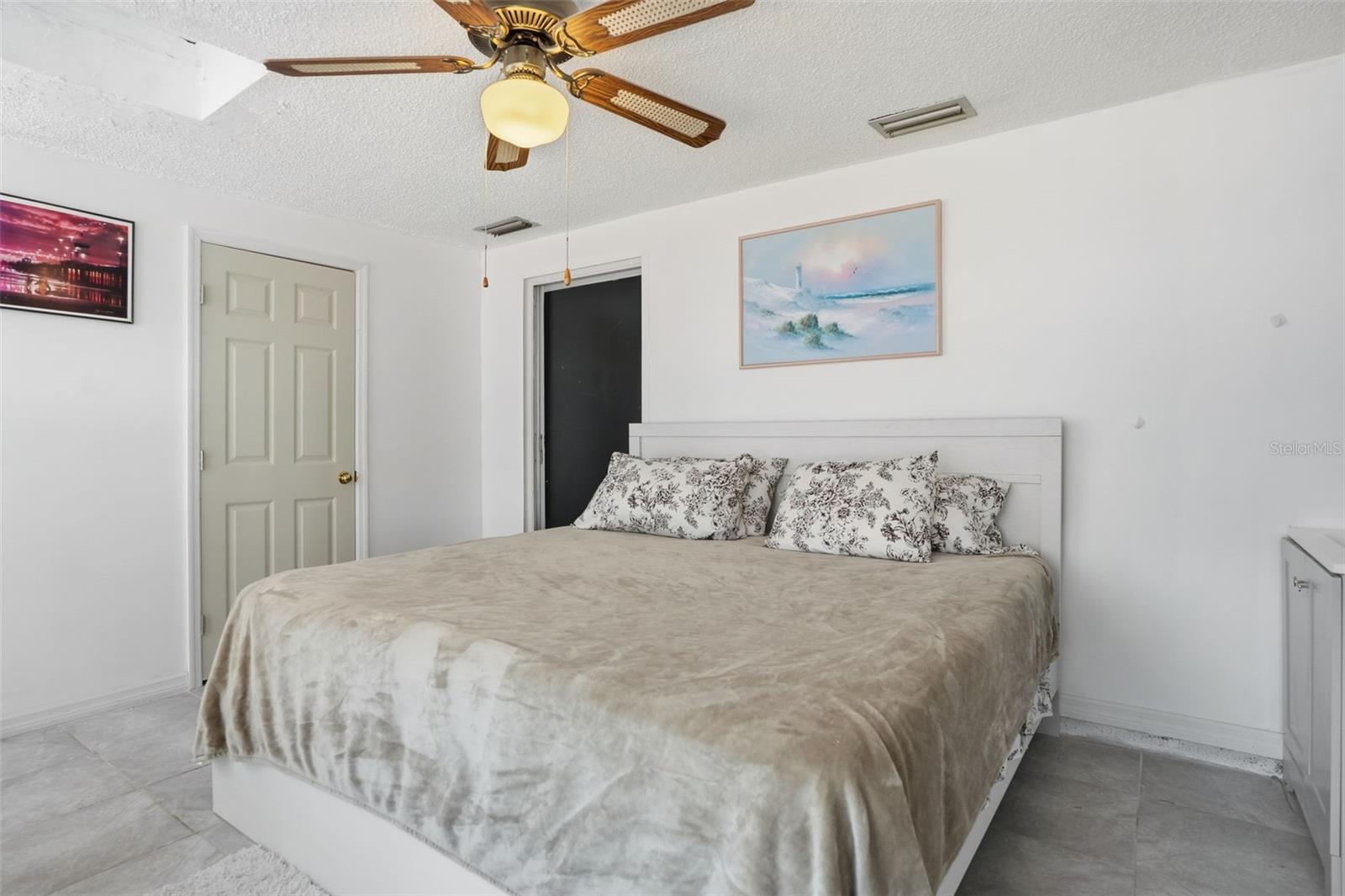 13630 GARRIS DR — photo 21