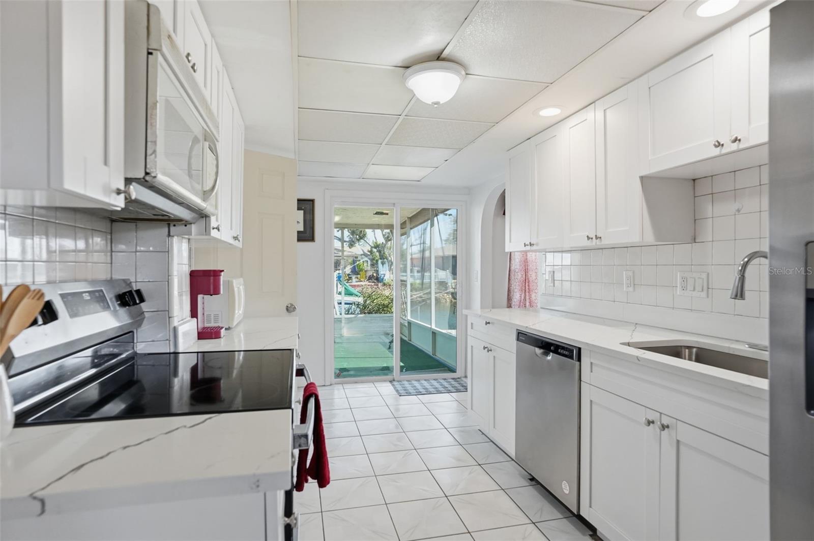 13630 GARRIS DR — photo 11