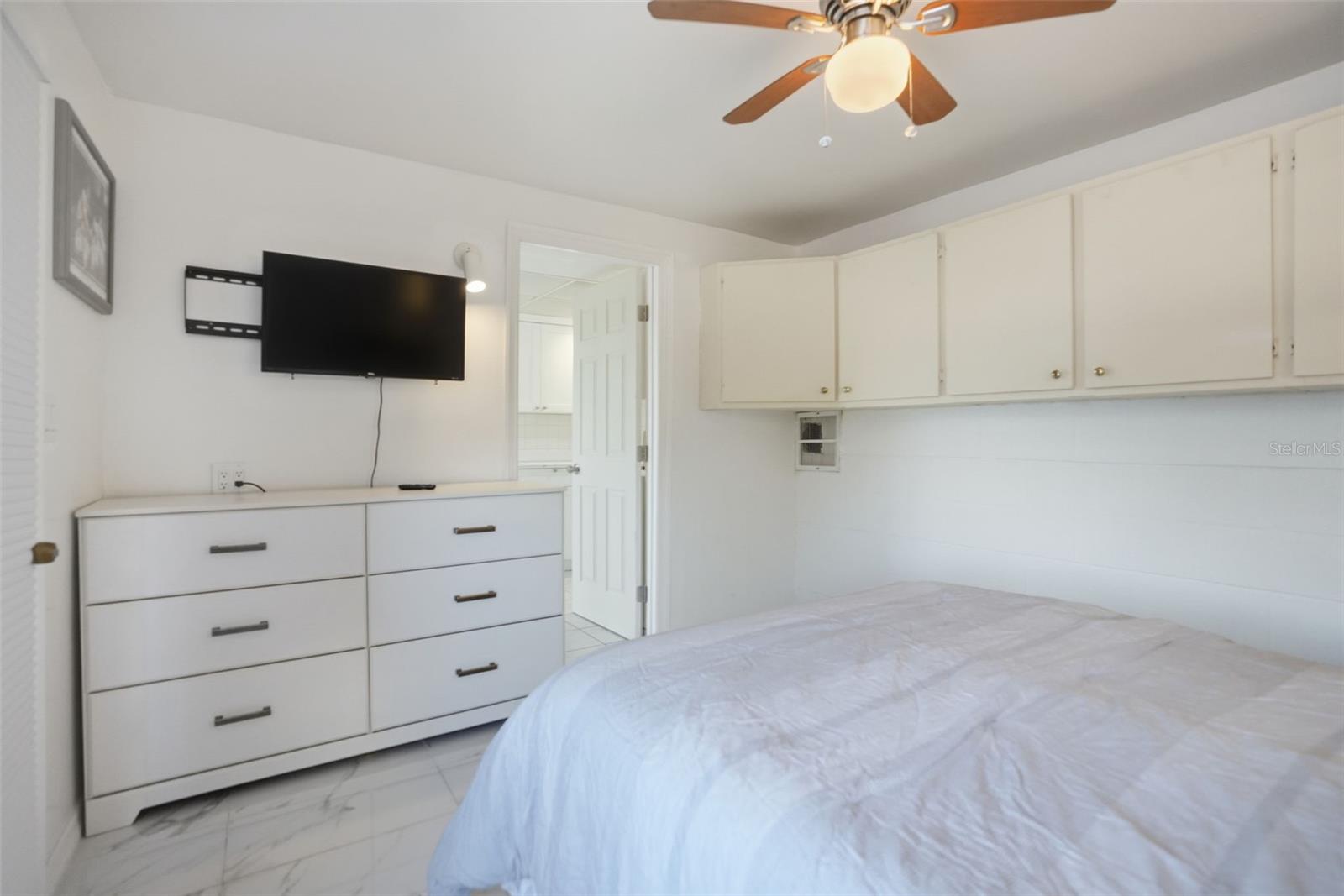 13630 GARRIS DR — photo 31
