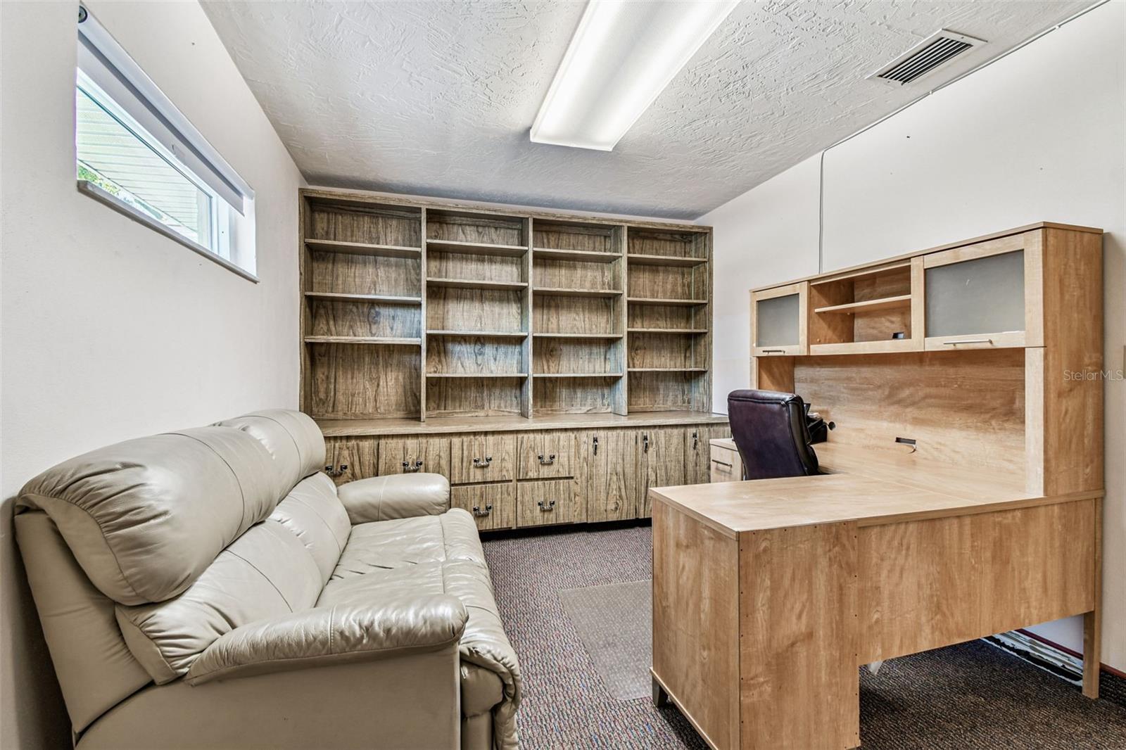 321 S LINCOLN AVE — photo 22
