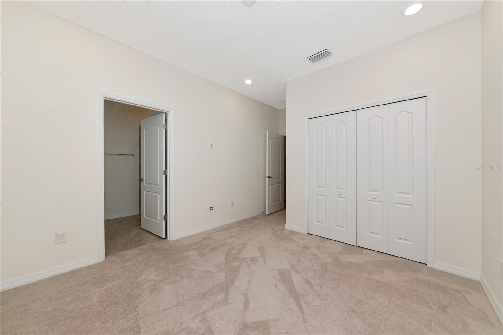 10202 MARBELLA DR — photo 32