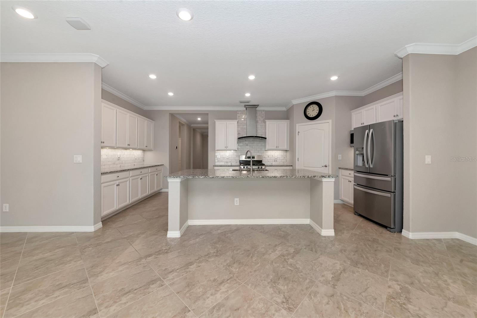 10202 MARBELLA DR — photo 11