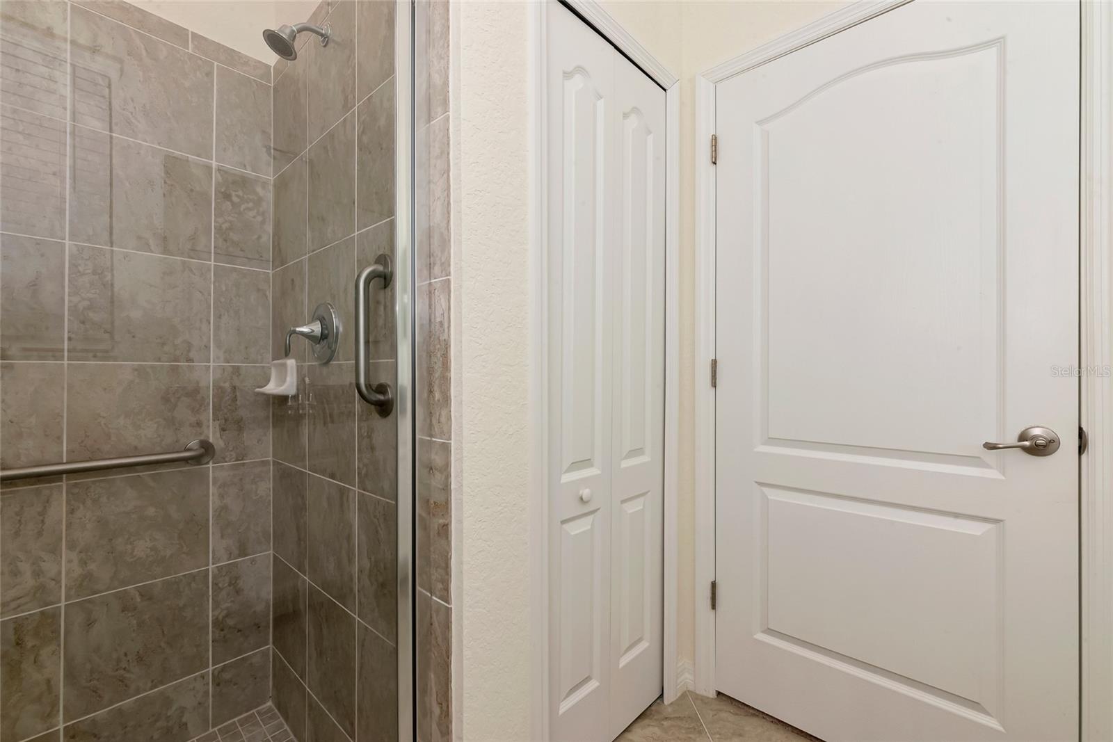 10202 MARBELLA DR — photo 35
