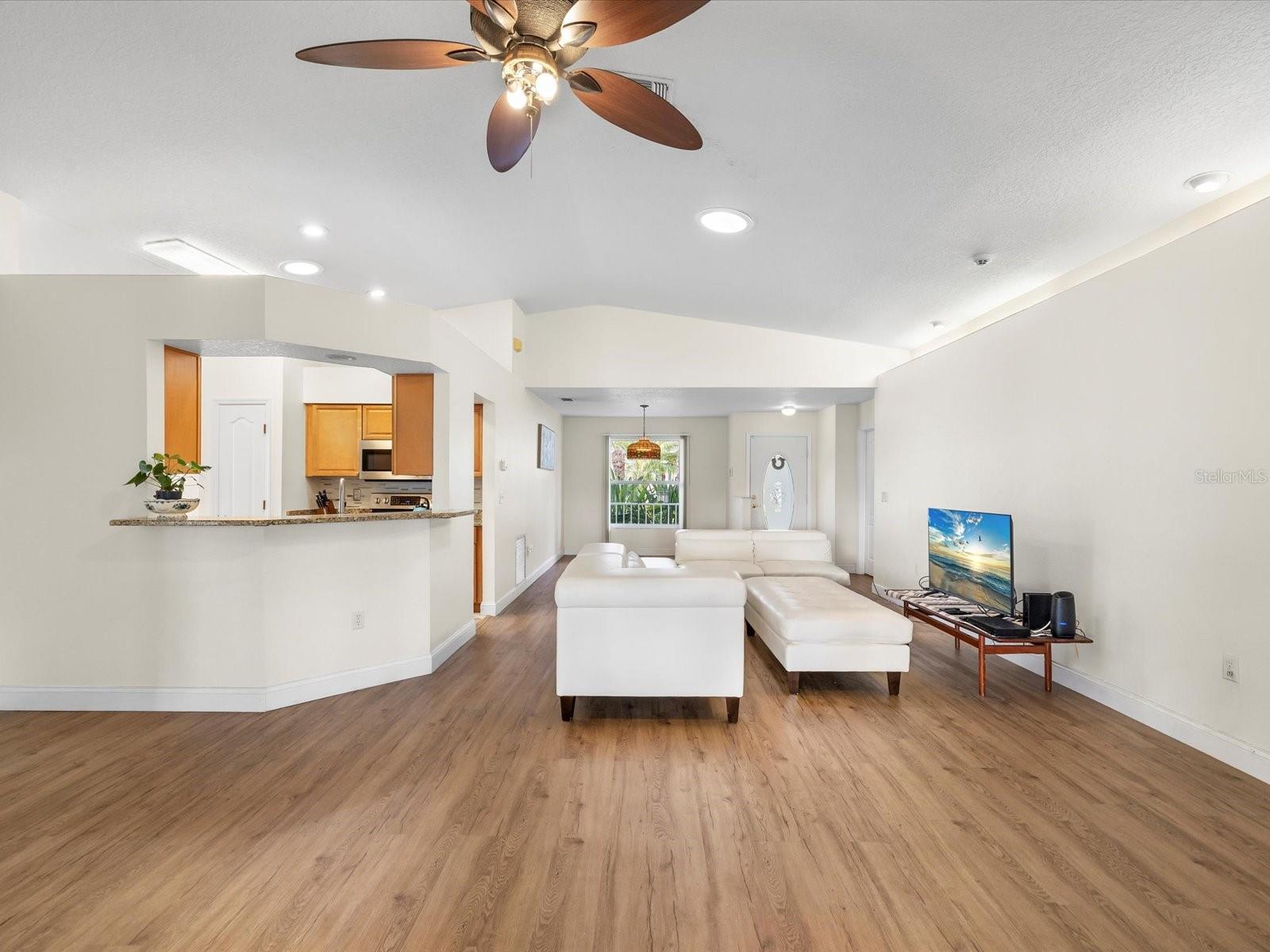 29146 PRINCEVILLE DR — photo 11