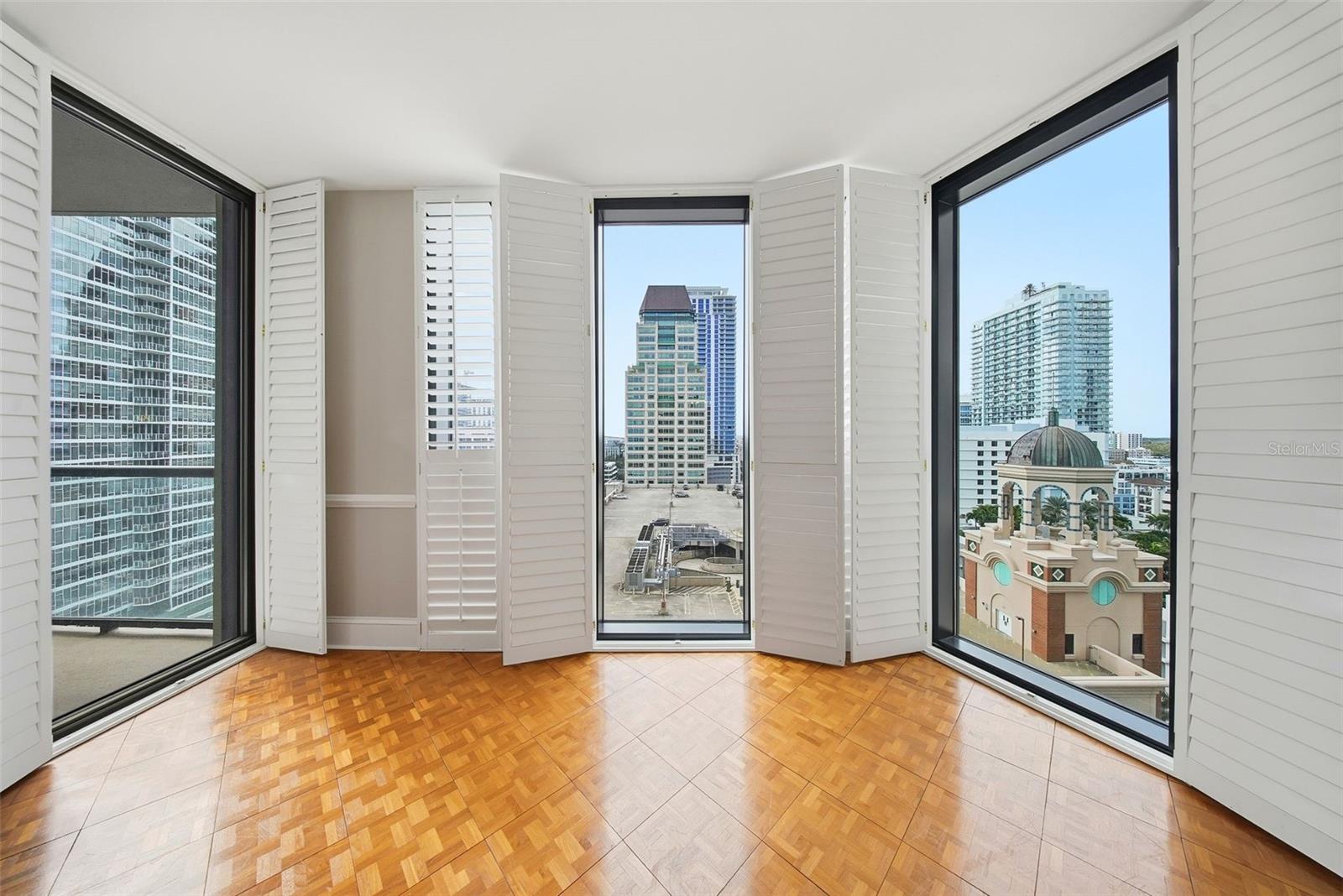 1 BEACH DR SE #1610 — photo 10