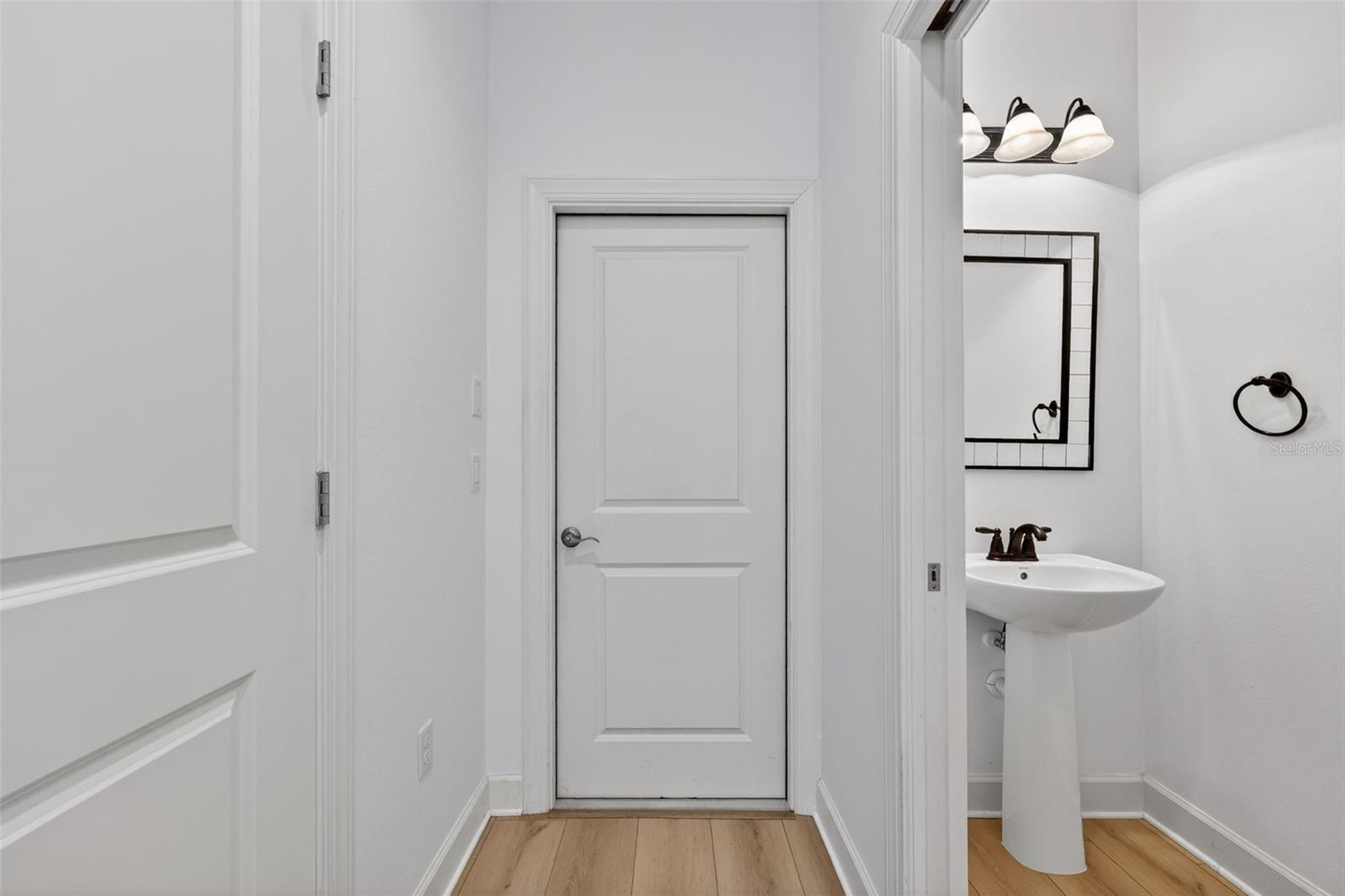 12826 DEL CORSO LOOP — photo 26