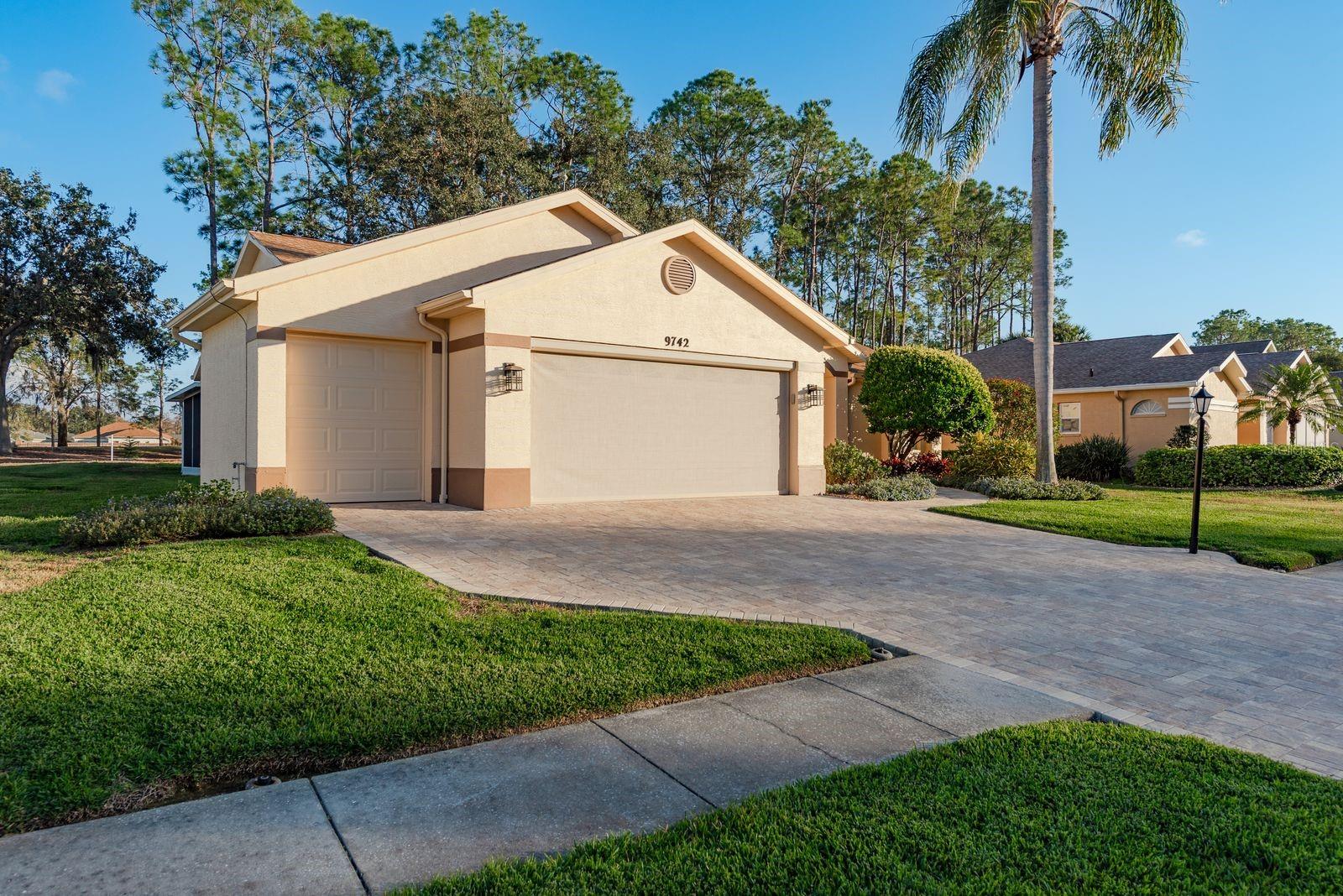9742 OAKWOOD HILLS CT — photo 33