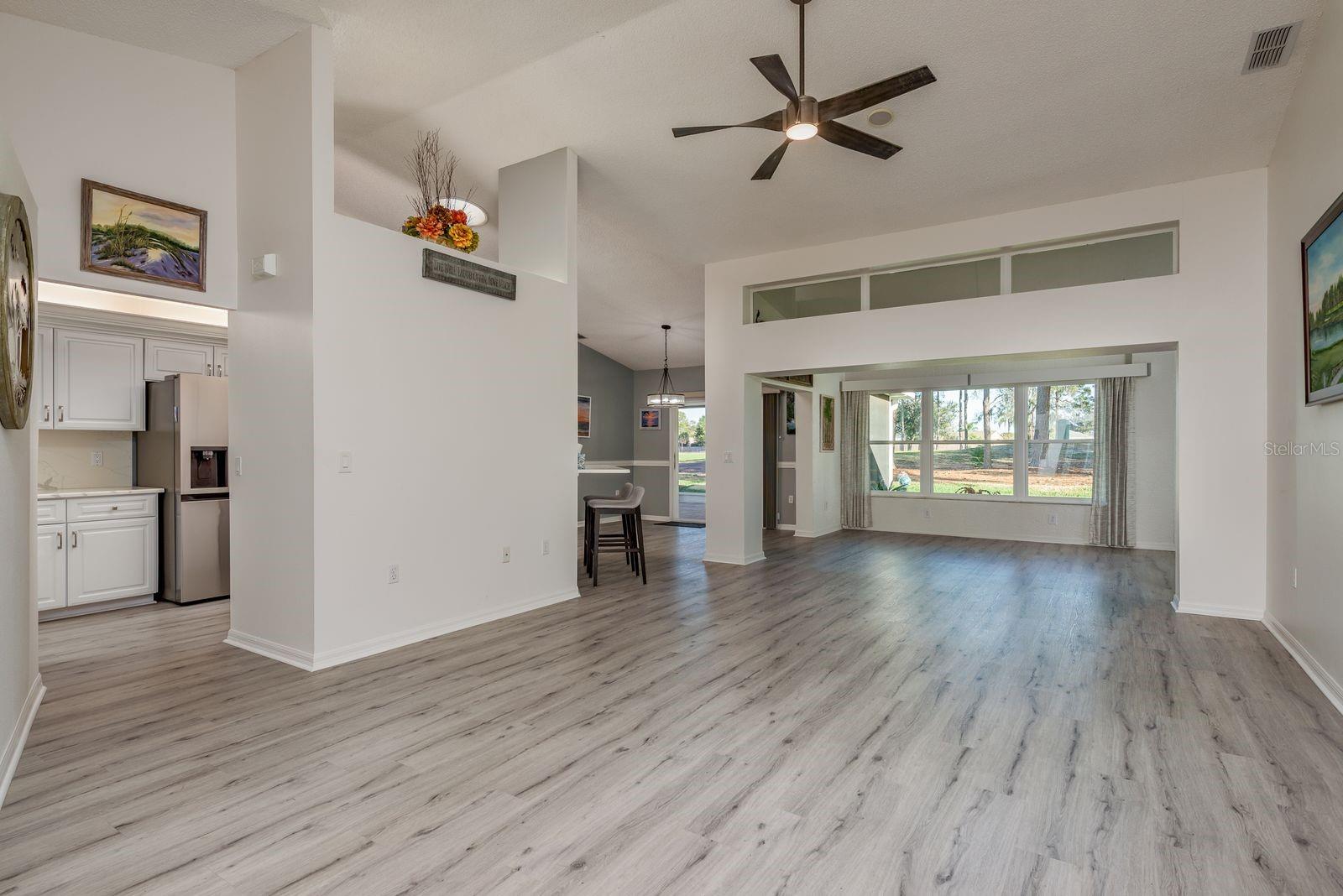 9742 OAKWOOD HILLS CT — photo 3