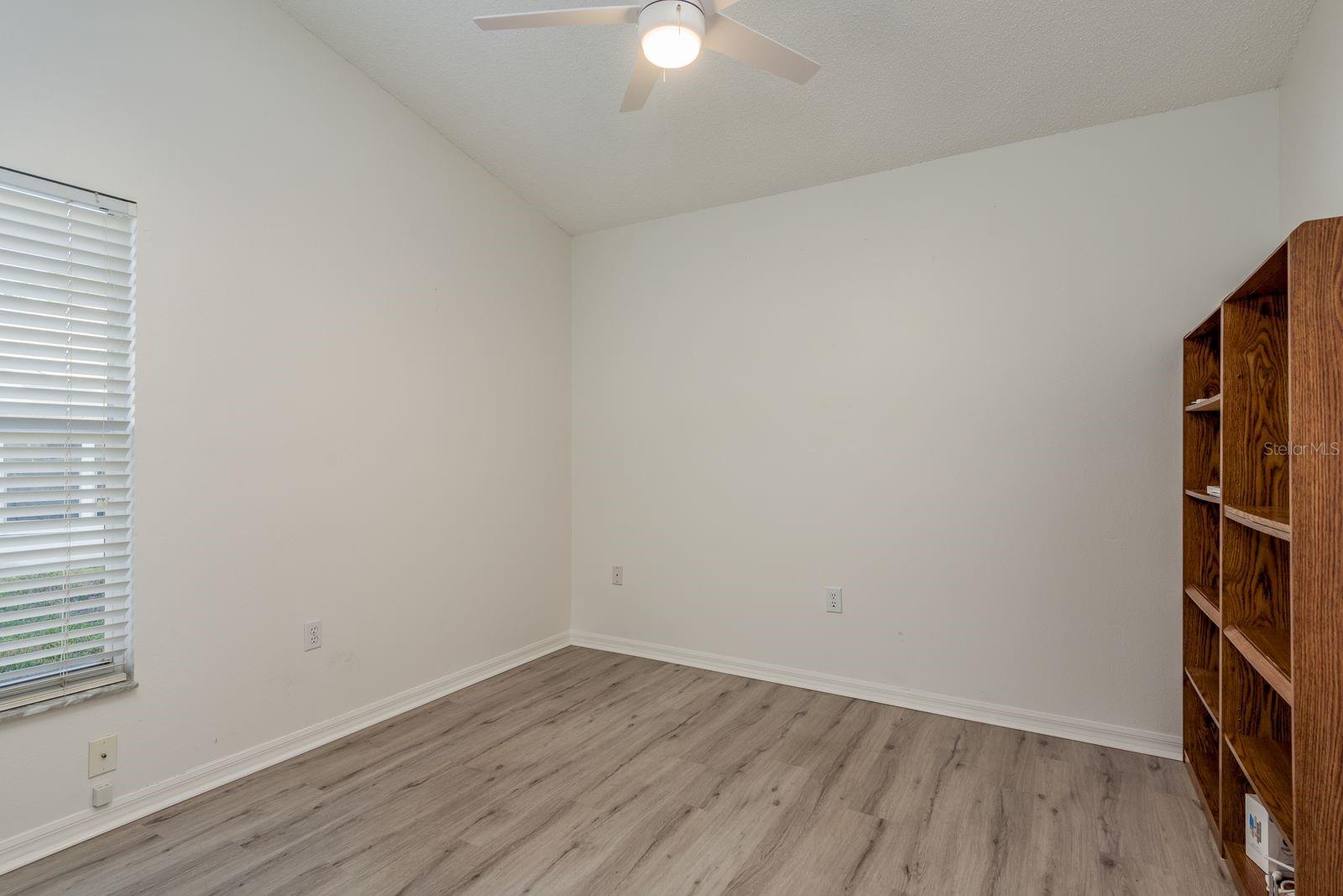 9742 OAKWOOD HILLS CT — photo 22