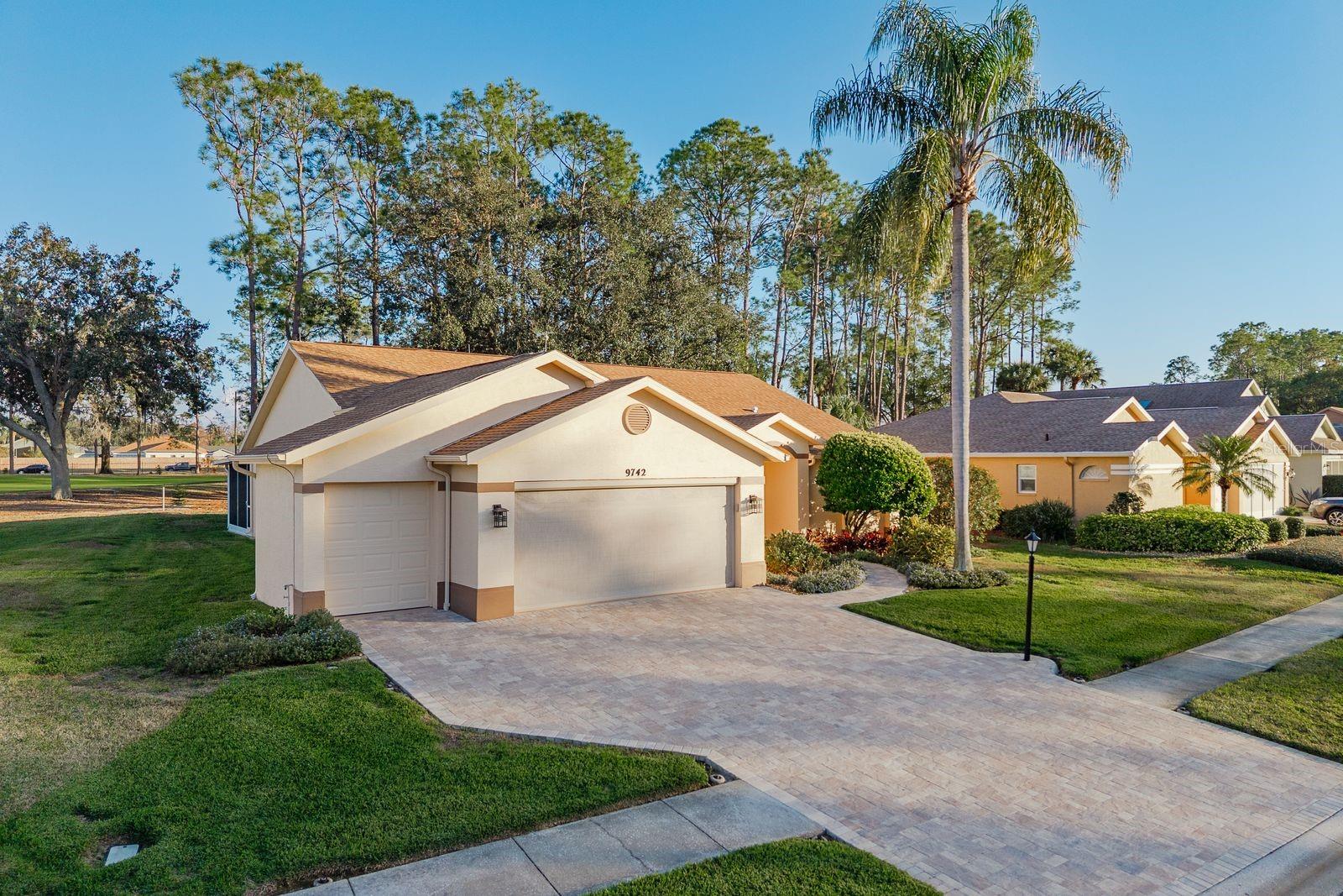 9742 OAKWOOD HILLS CT — photo 40