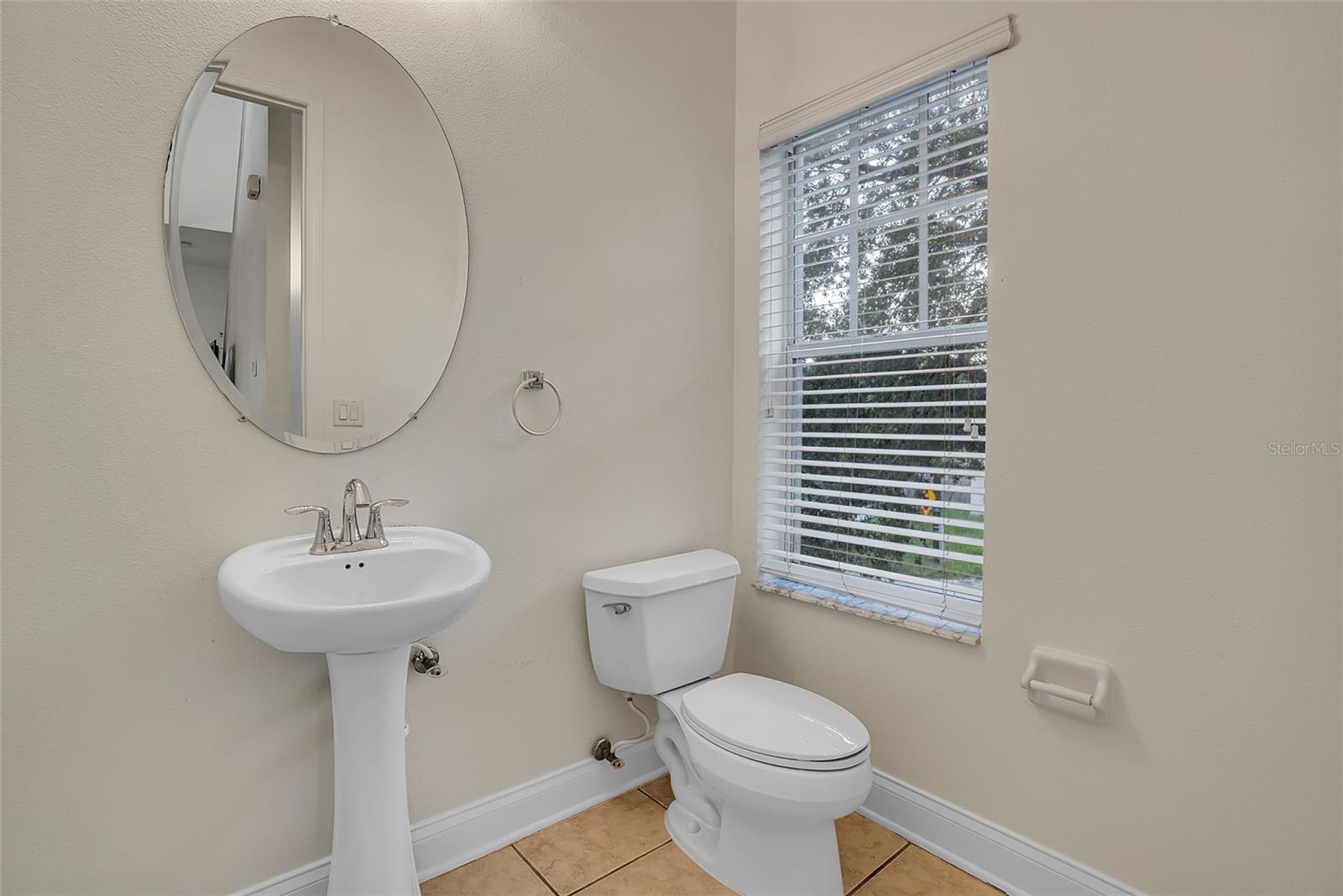 111 N ALBANY AVE #16 — photo 17