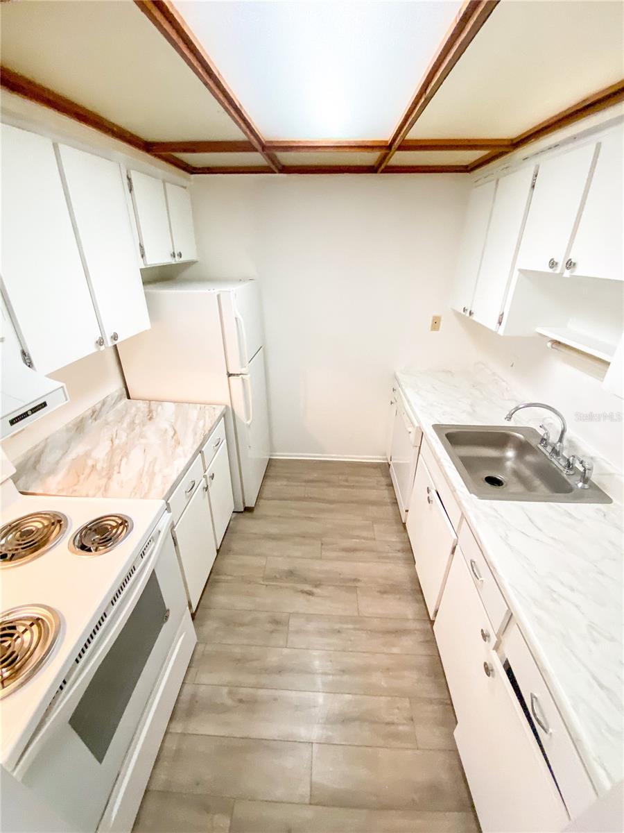 4325 AEGEAN DR #128B — photo 2