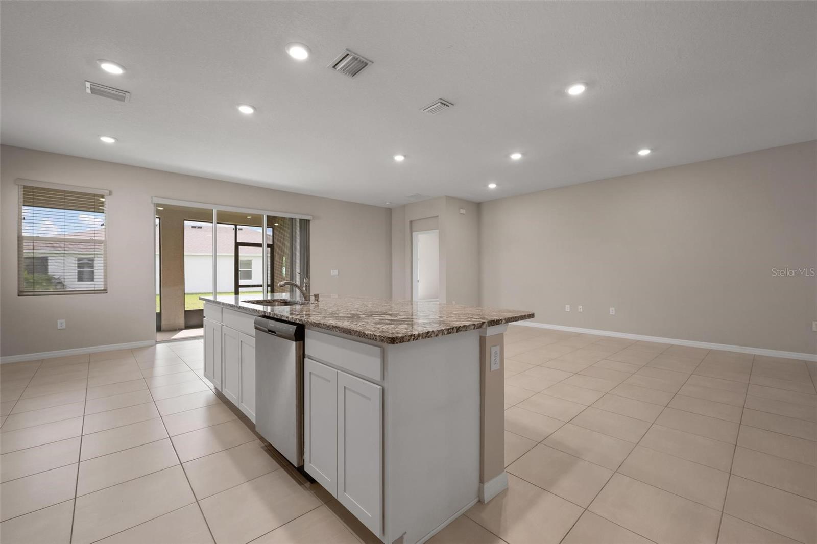 431 158TH ST E — photo 27