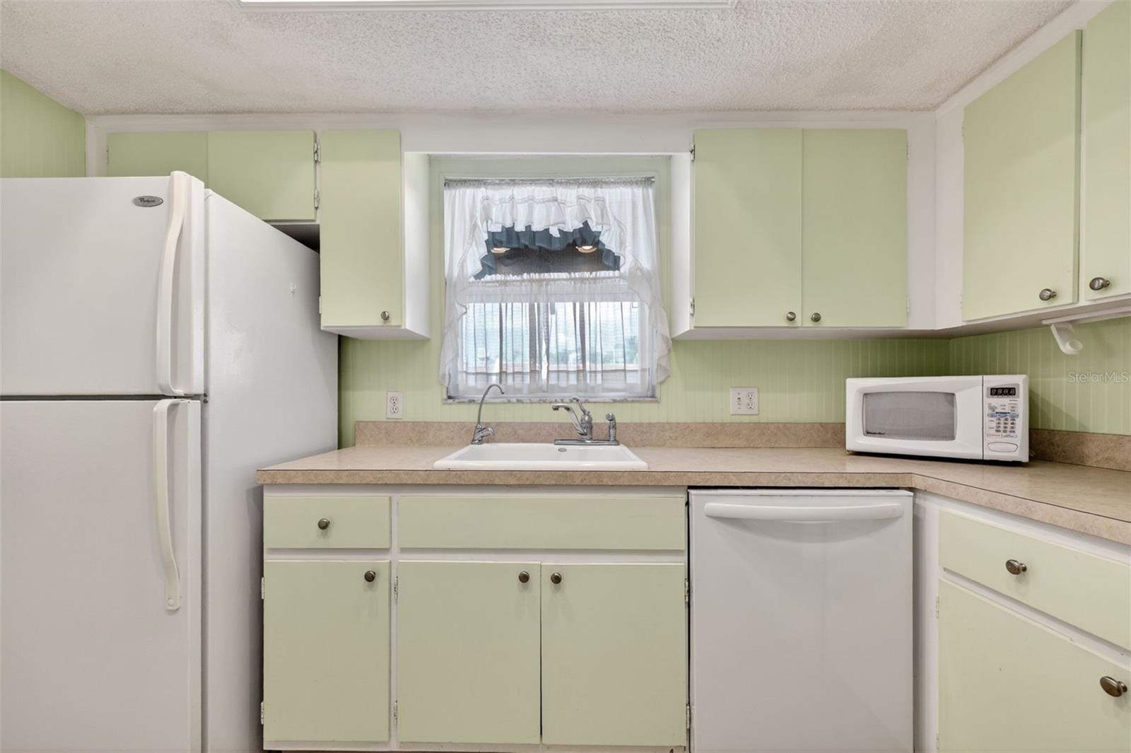 1100 E BAY DR #43 — photo 5