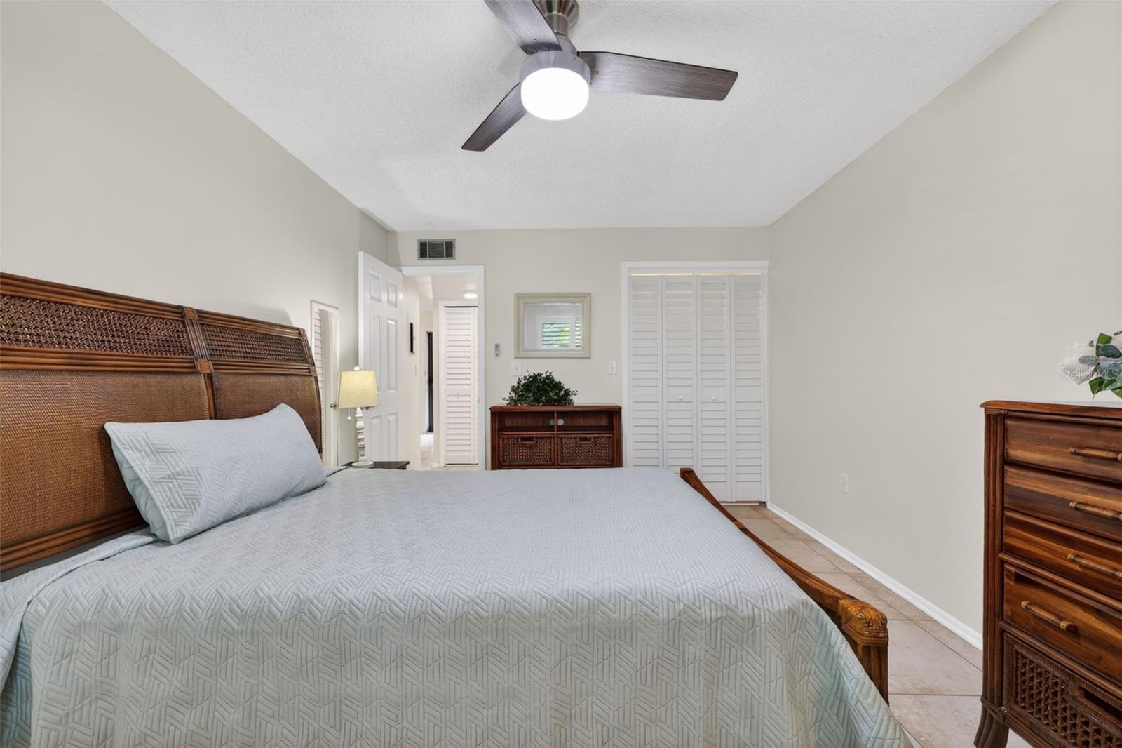 1100 E BAY DR #43 — photo 13