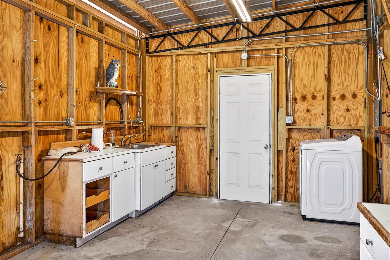 6750 SUTTON OAKS LN — photo 56