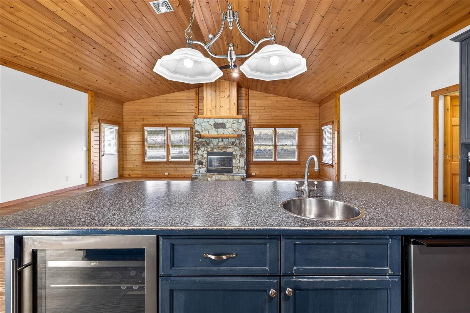 6750 SUTTON OAKS LN — photo 16