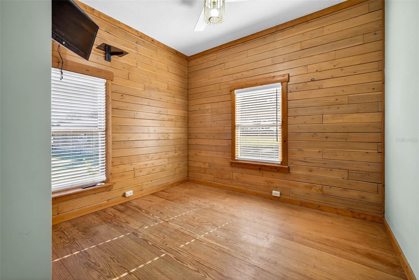 6750 SUTTON OAKS LN — photo 27