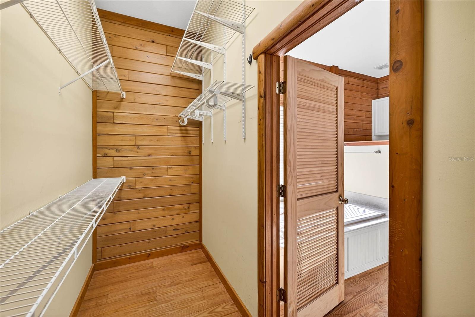 6750 SUTTON OAKS LN — photo 38