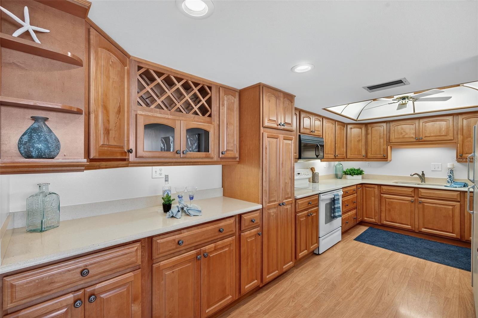 7600 BAYSHORE DR #902 — photo 16