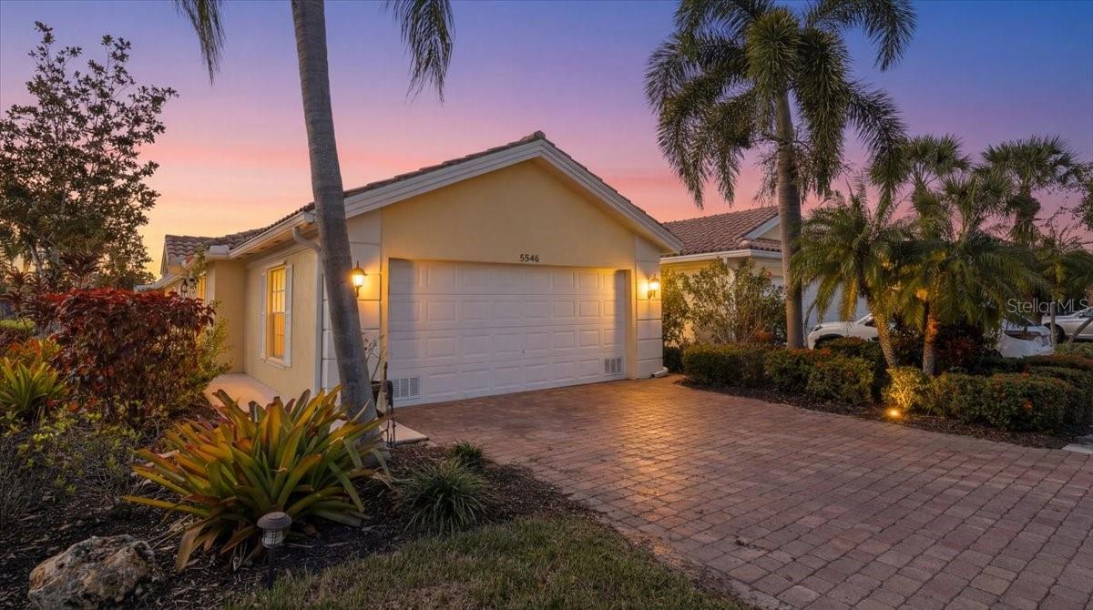 5546 MODENA PL — photo 41