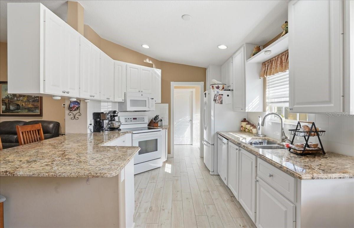 5546 MODENA PL — photo 4
