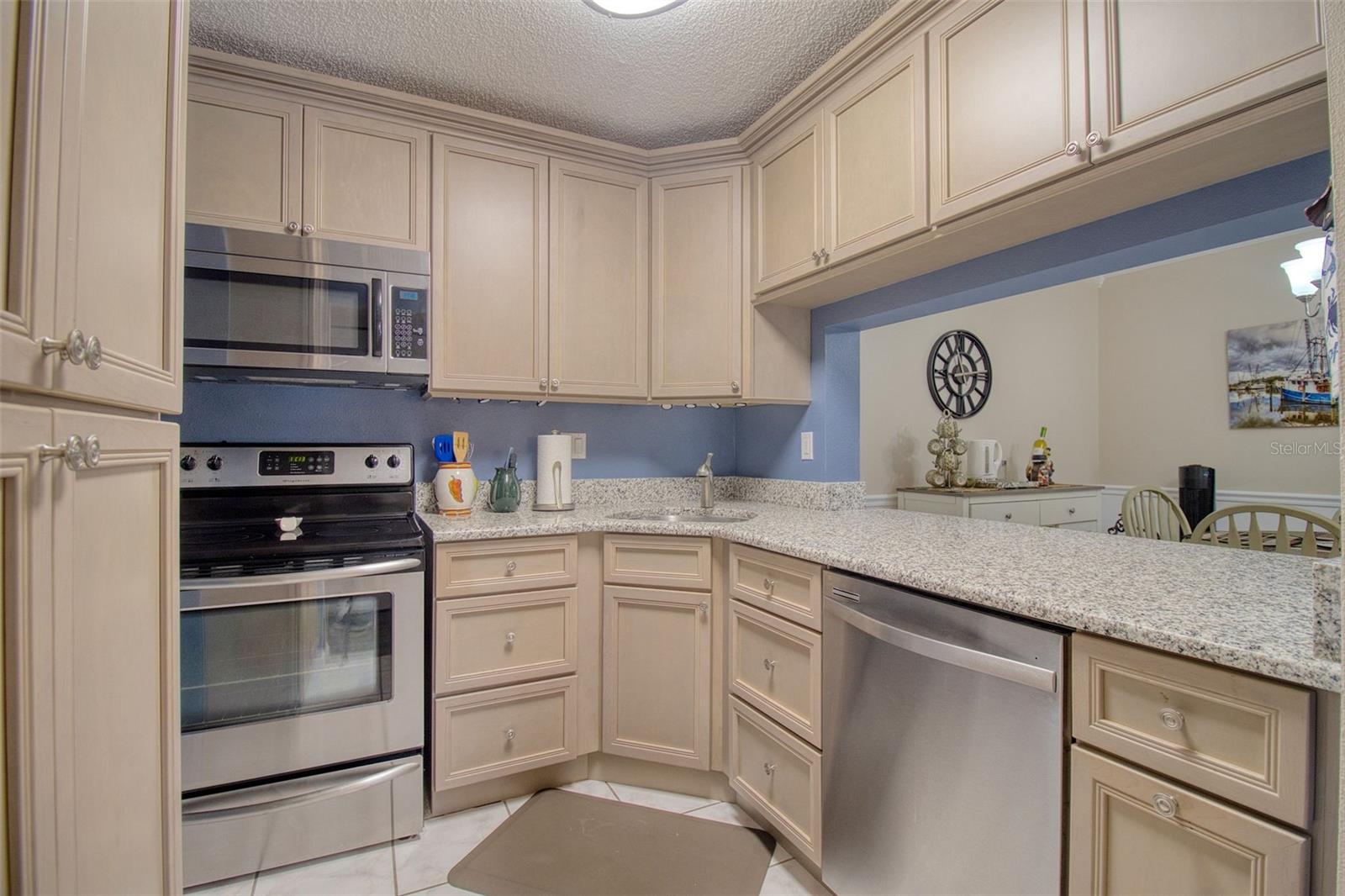 3134 LAKE PINE WAY #G2 — photo 12
