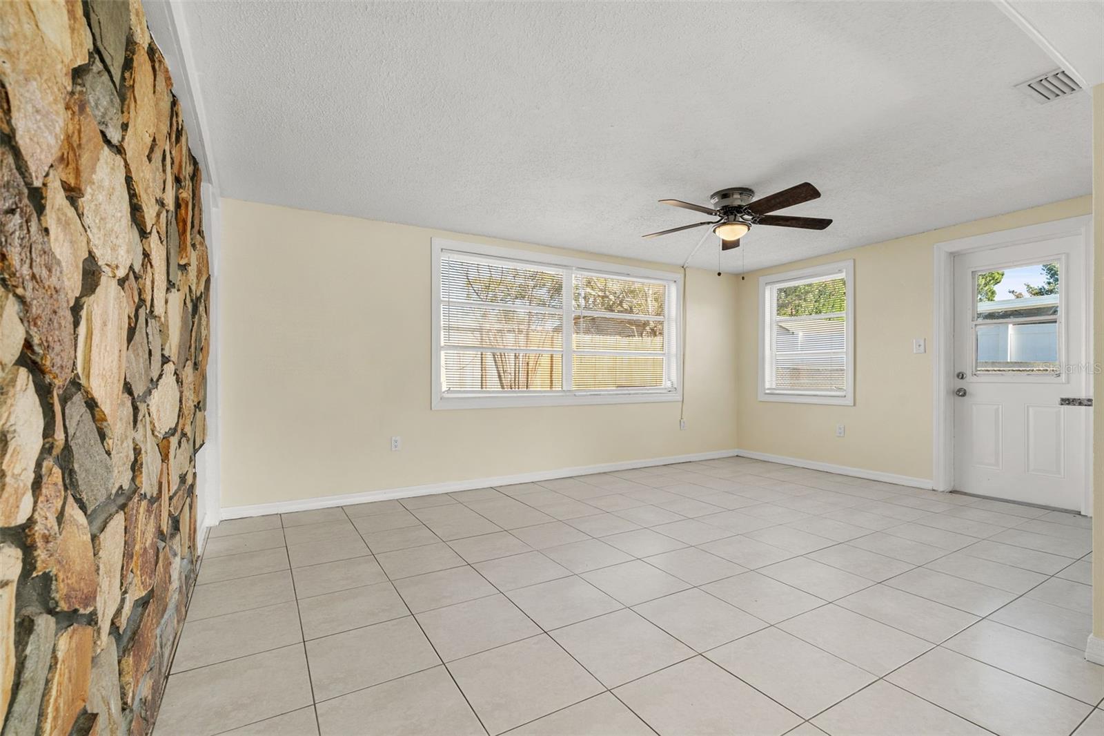5054 SCHOOL RD — photo 19