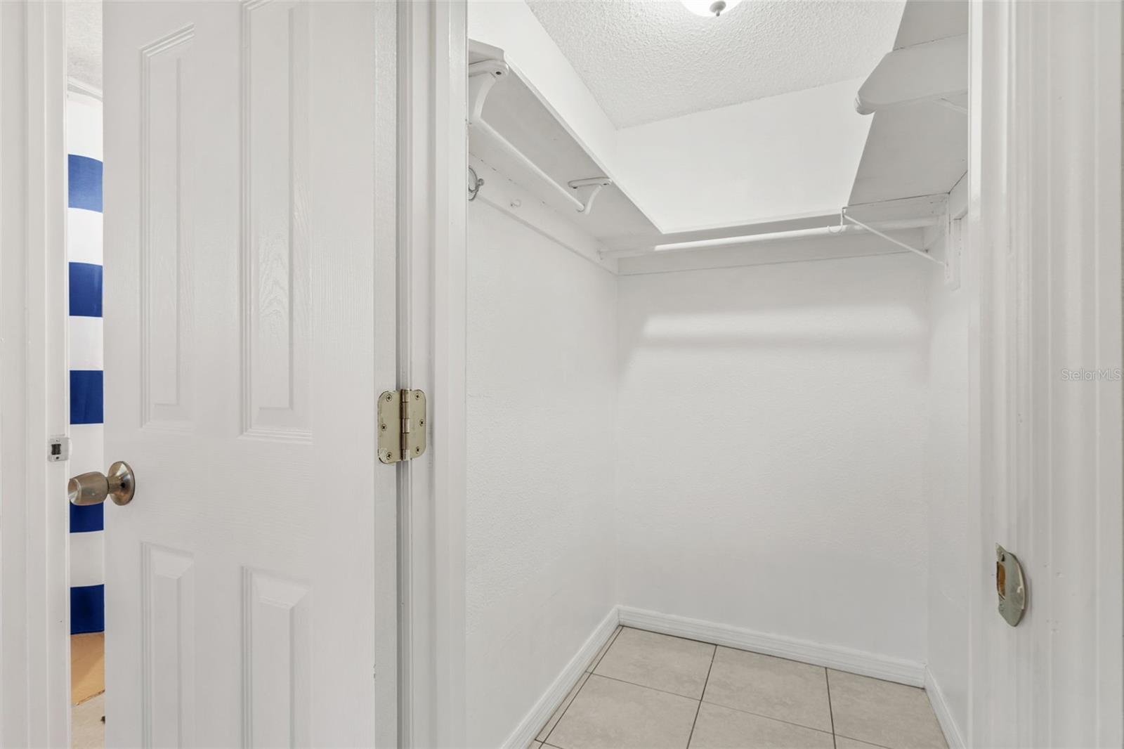 5054 SCHOOL RD — photo 32