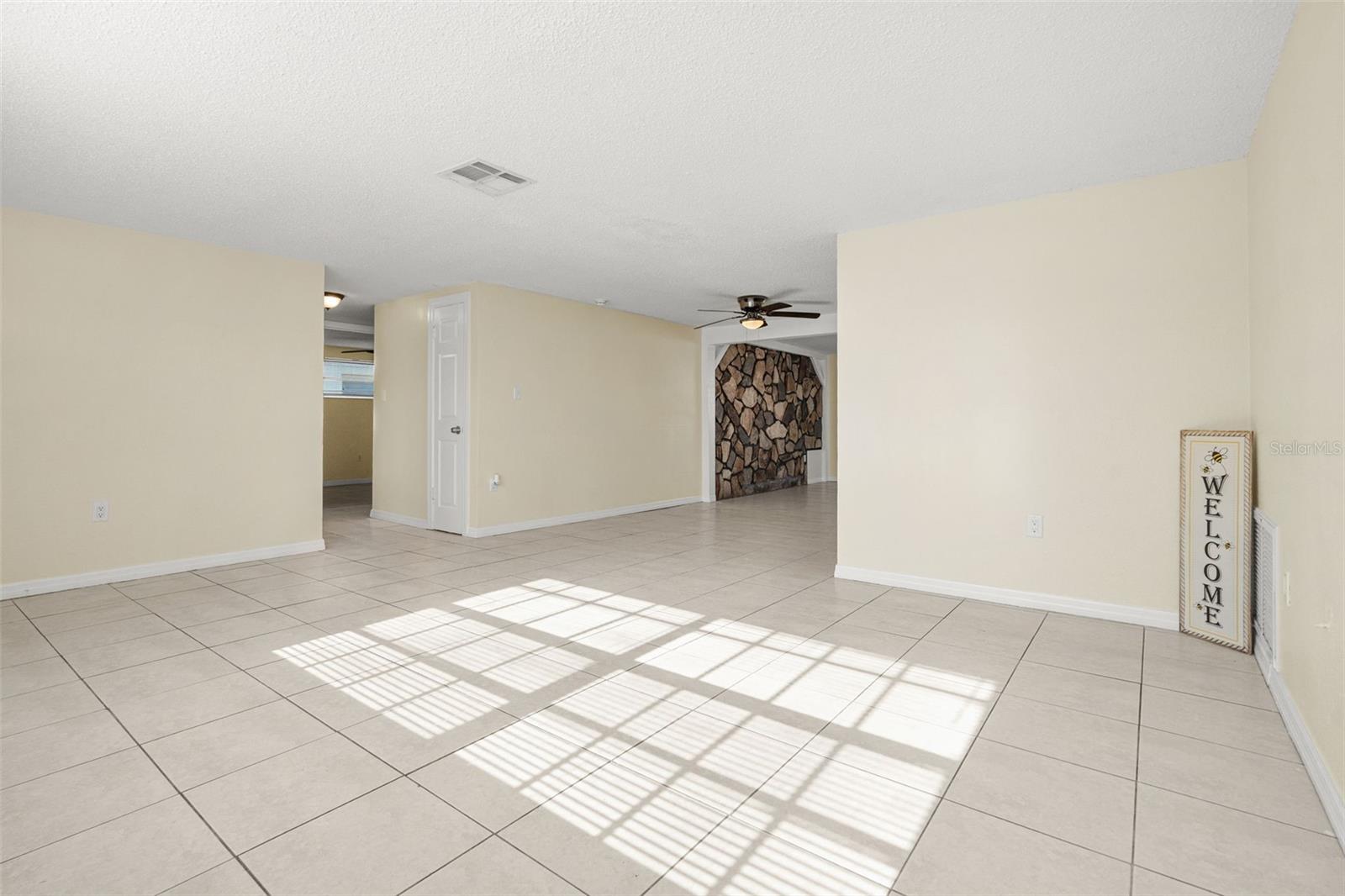 5054 SCHOOL RD — photo 17