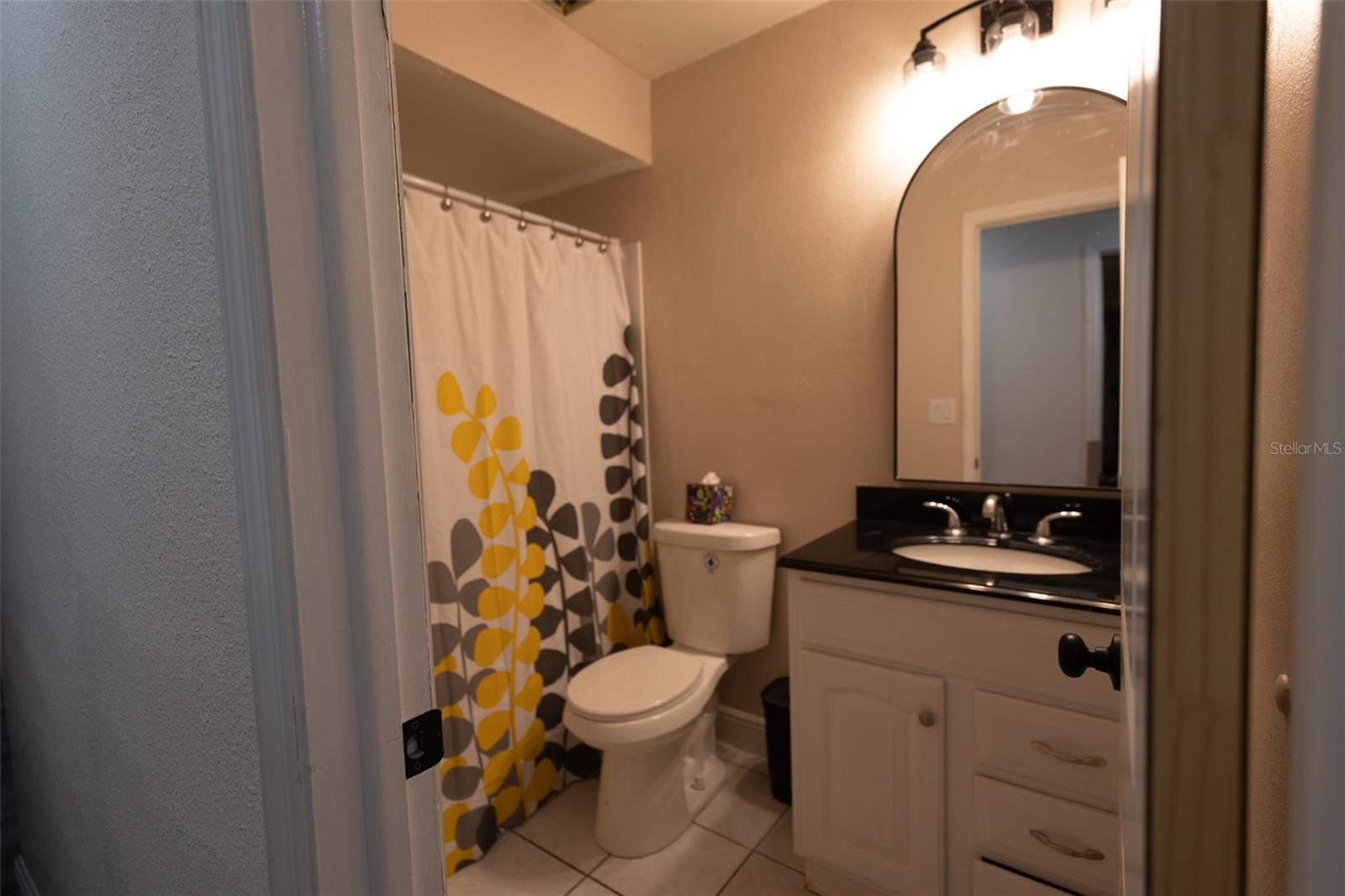 4610 N COUNTRY HILLS CT — photo 16