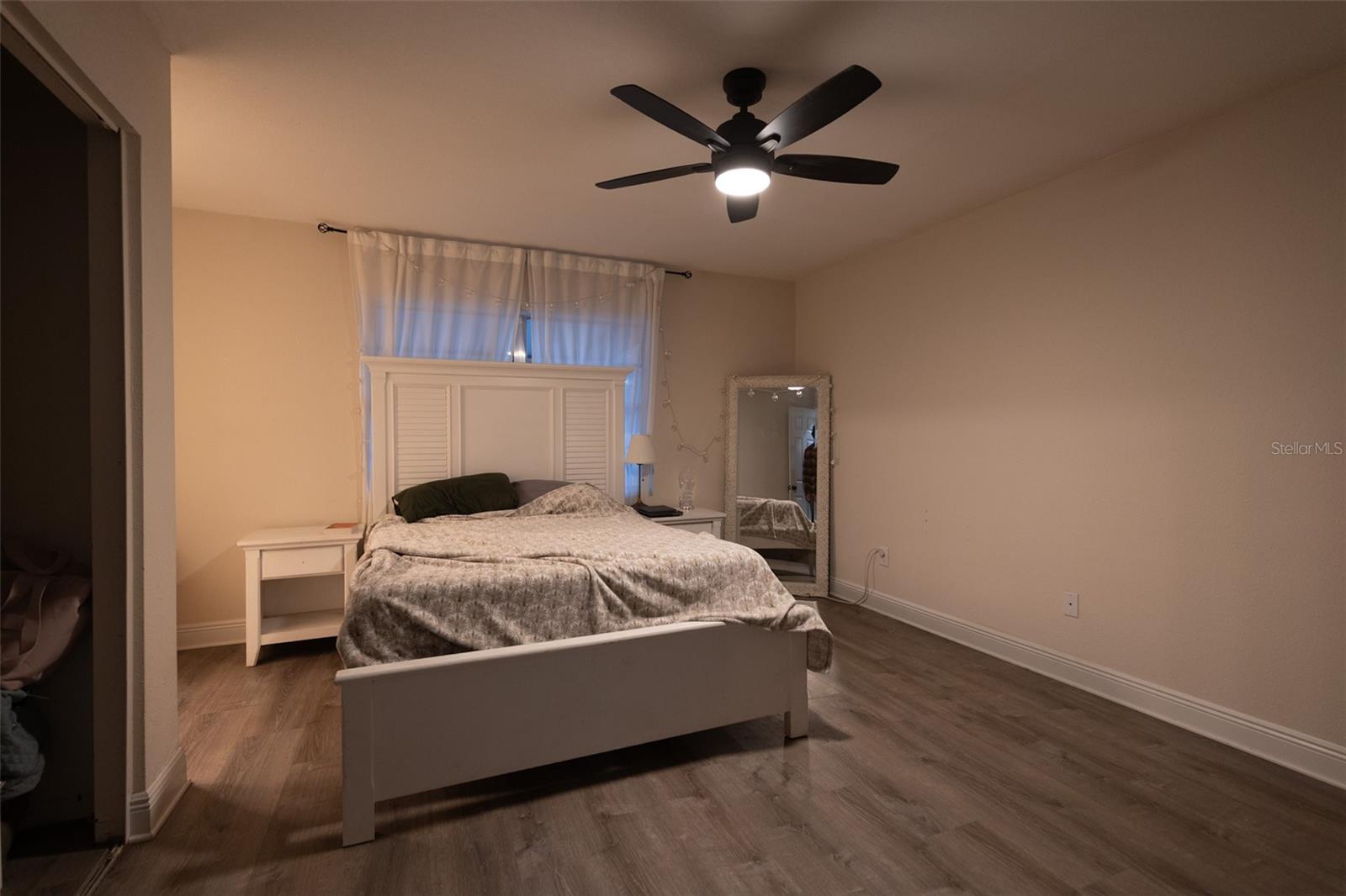 4610 N COUNTRY HILLS CT — photo 9