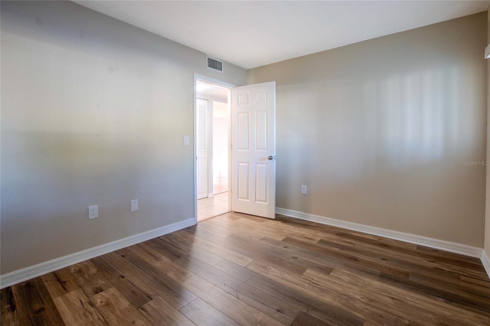 3300 BENEVA #214 — photo 14