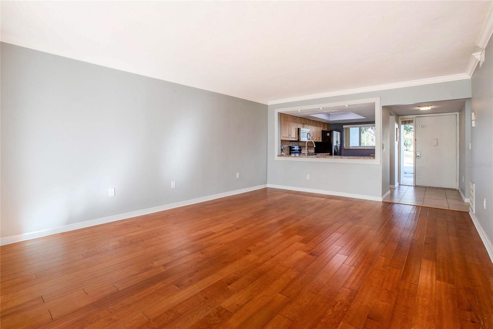 3300 BENEVA #214 — photo 5