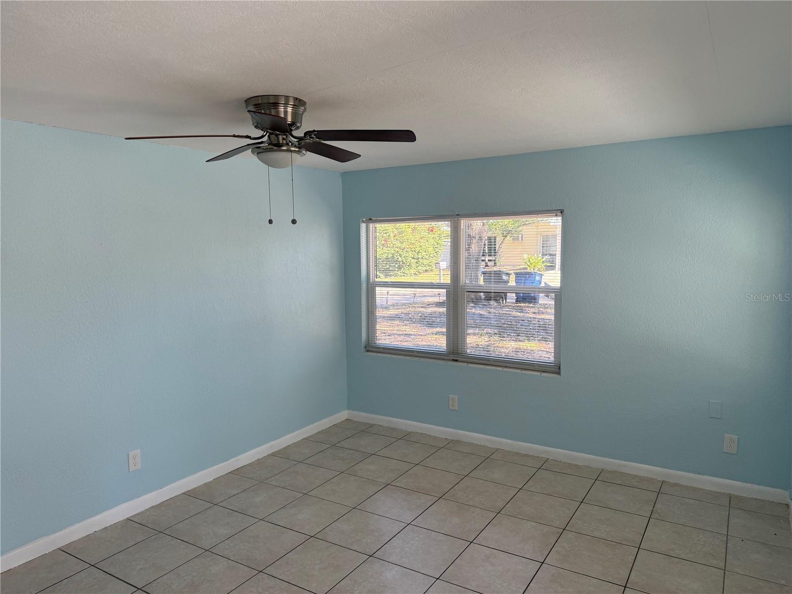 208-210-212 ELIZABETH AVE #A,B — photo 16
