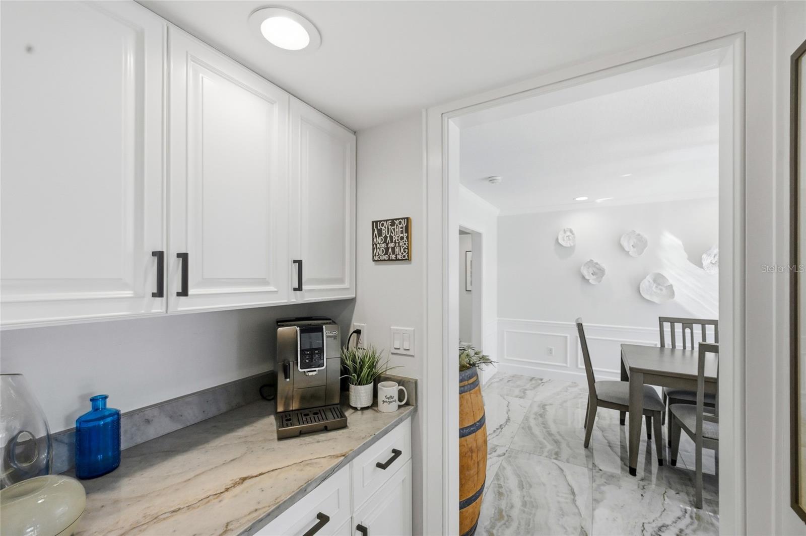1307 RIVERVIEW CIR — photo 24