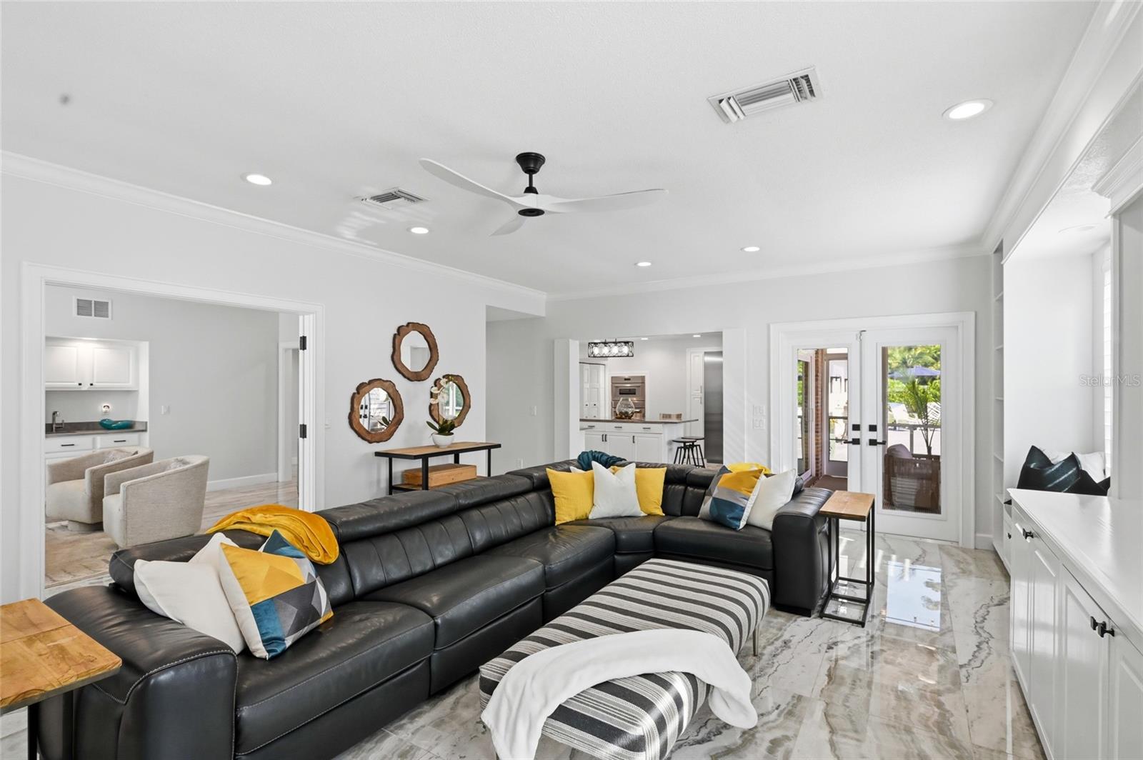 1307 RIVERVIEW CIR — photo 14