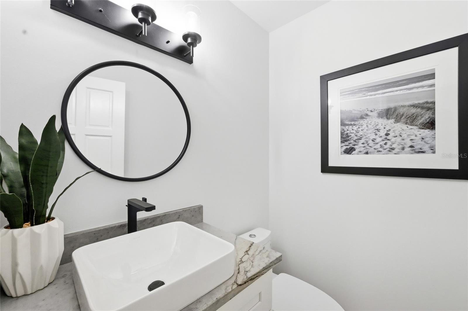 1307 RIVERVIEW CIR — photo 32