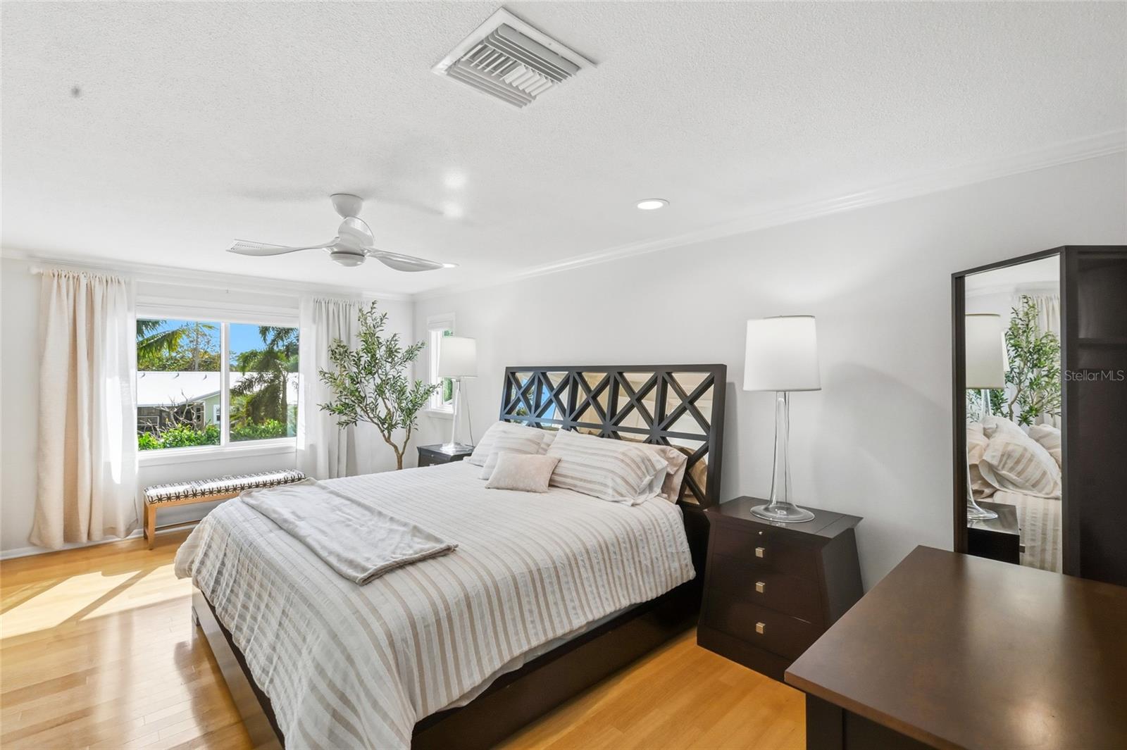 1307 RIVERVIEW CIR — photo 48