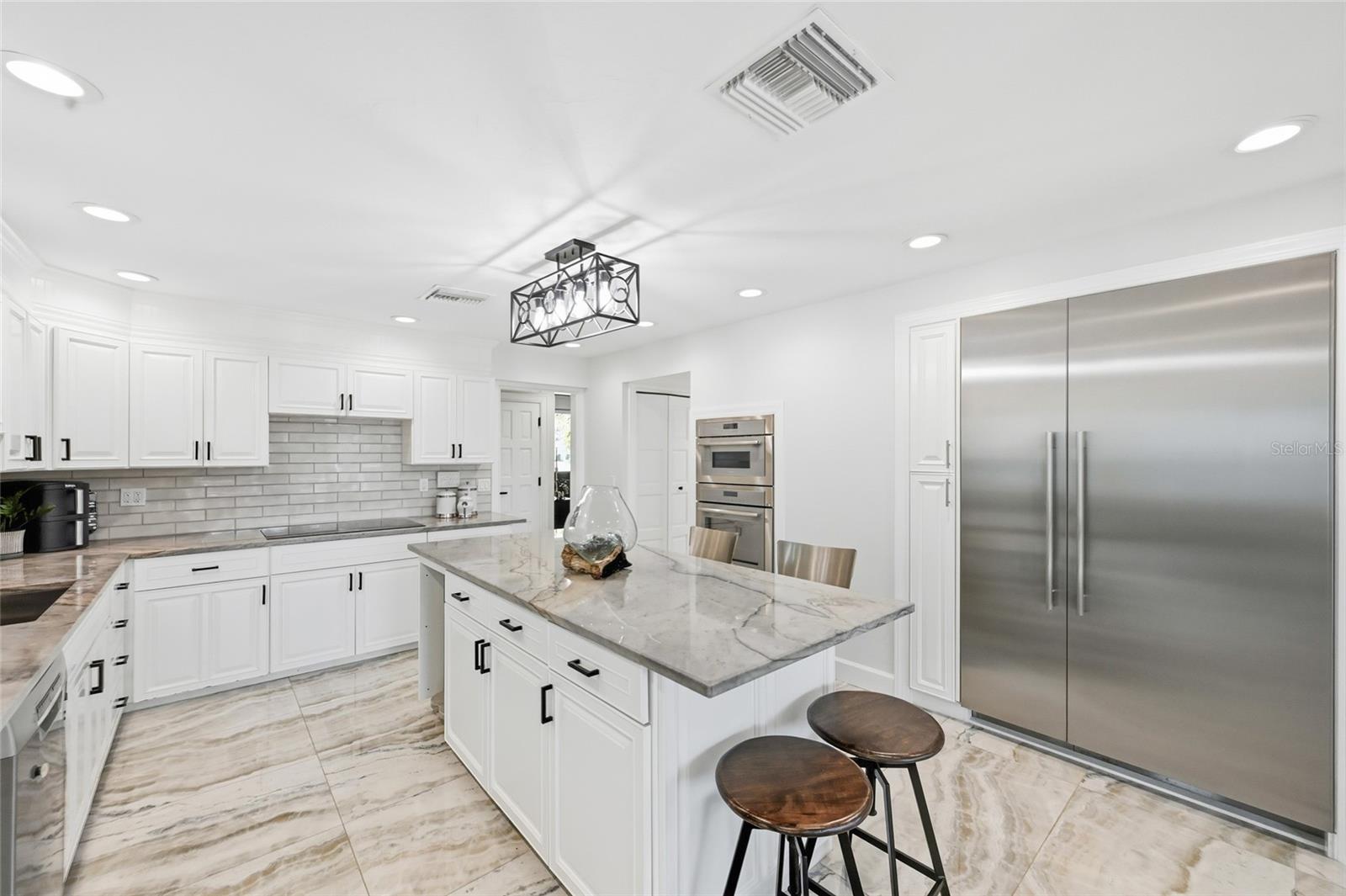 1307 RIVERVIEW CIR — photo 19