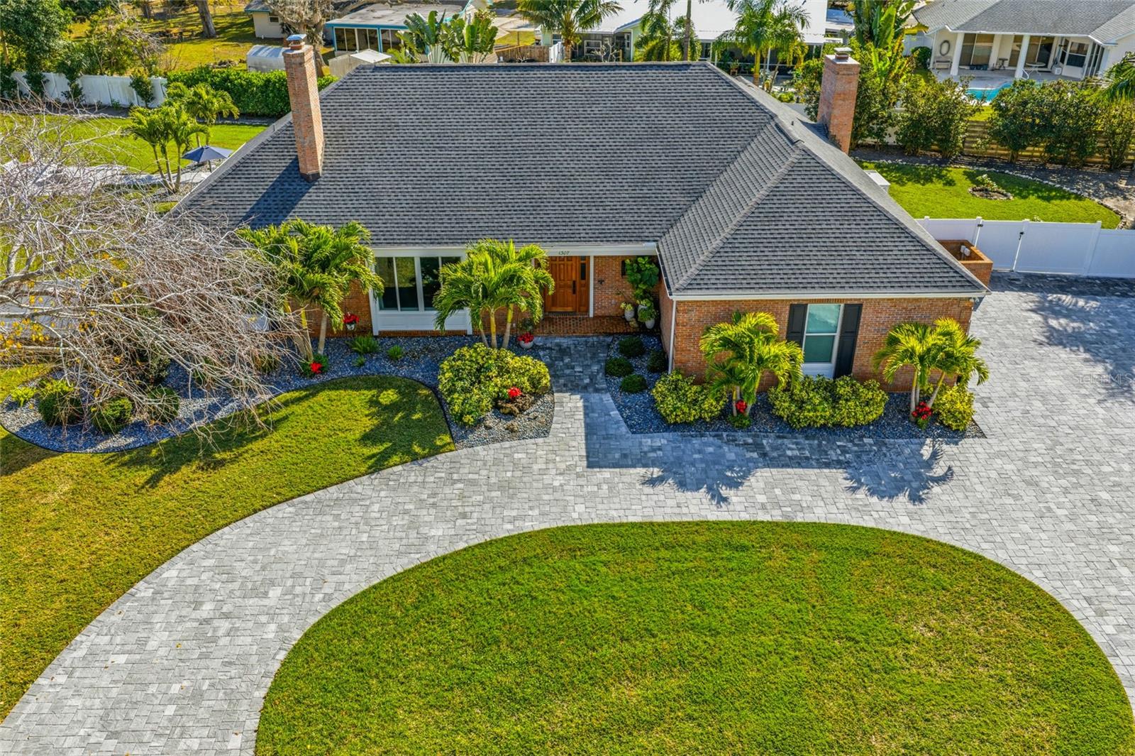 1307 RIVERVIEW CIR — photo 77