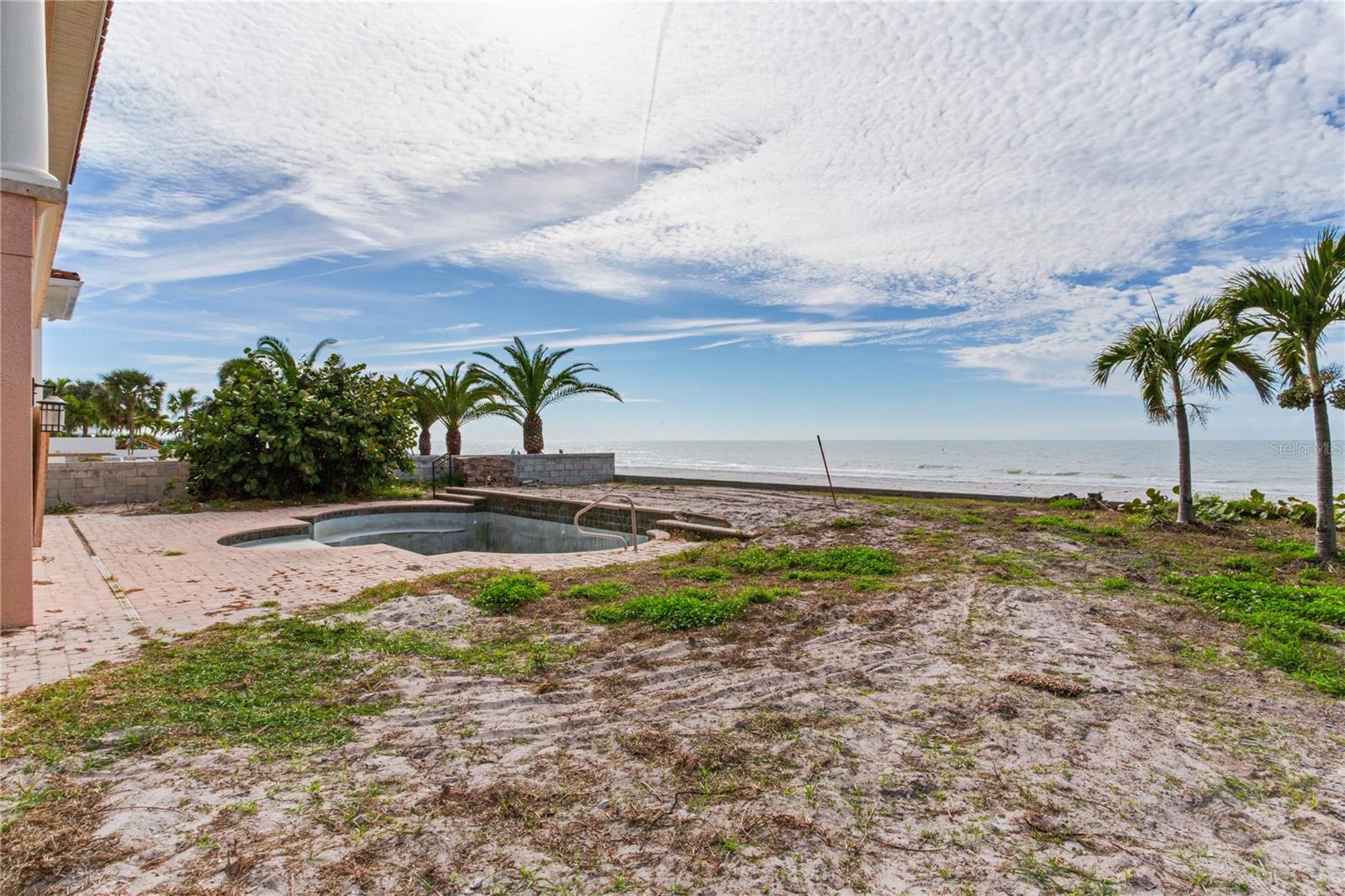 16116 GULF BLVD — photo 30