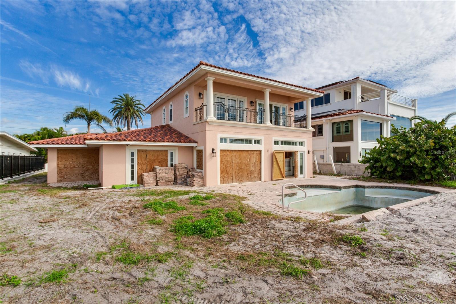 16116 GULF BLVD — photo 27