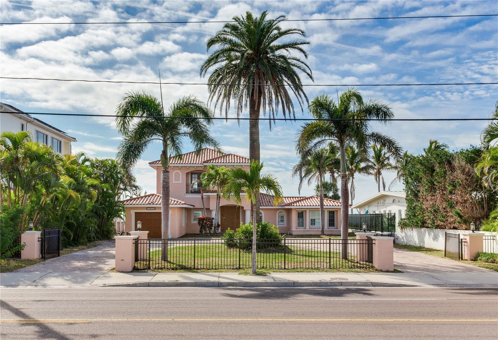 16116 GULF BLVD — photo 9