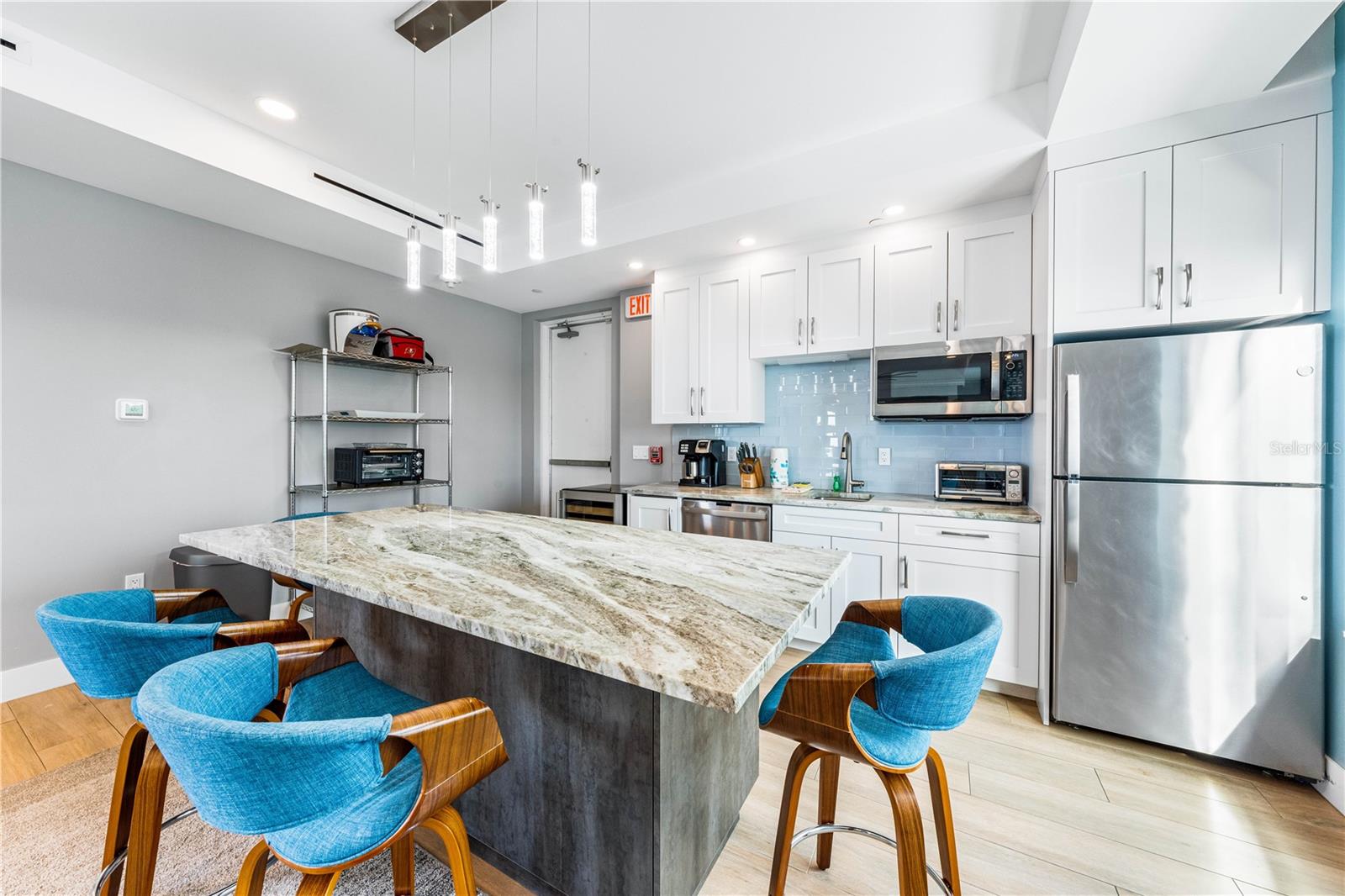 1140 SEASIDE DR #301 & Penthouse — photo 47