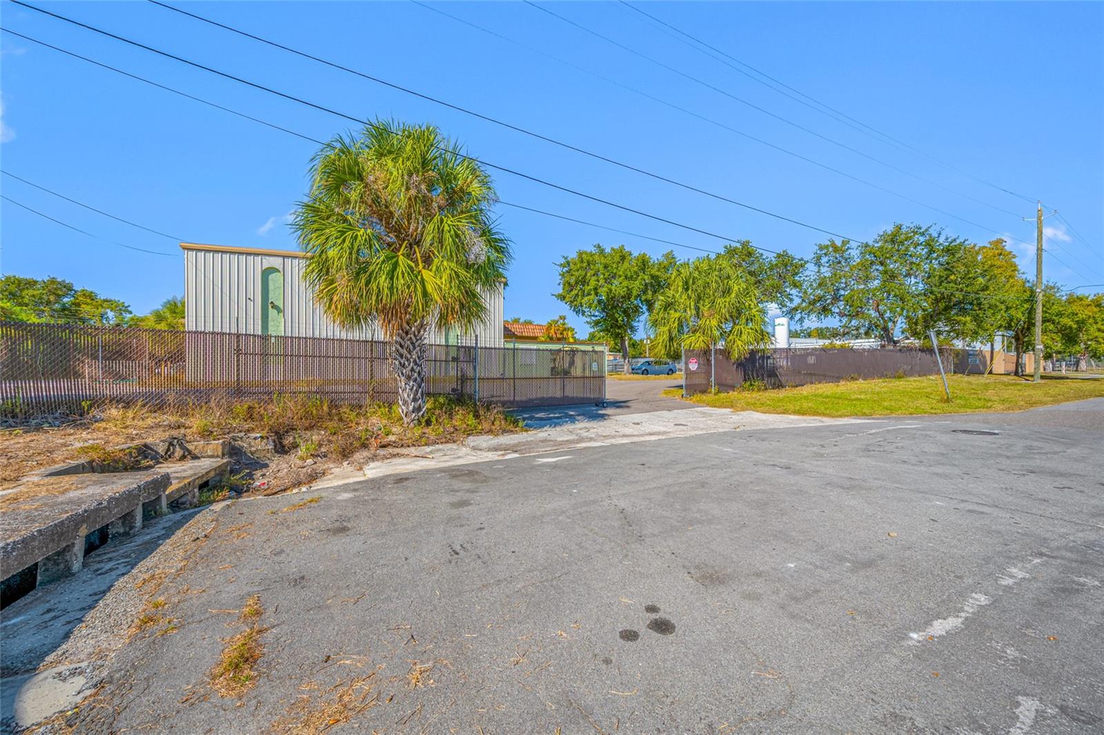 Home in TAMPA — photo 70